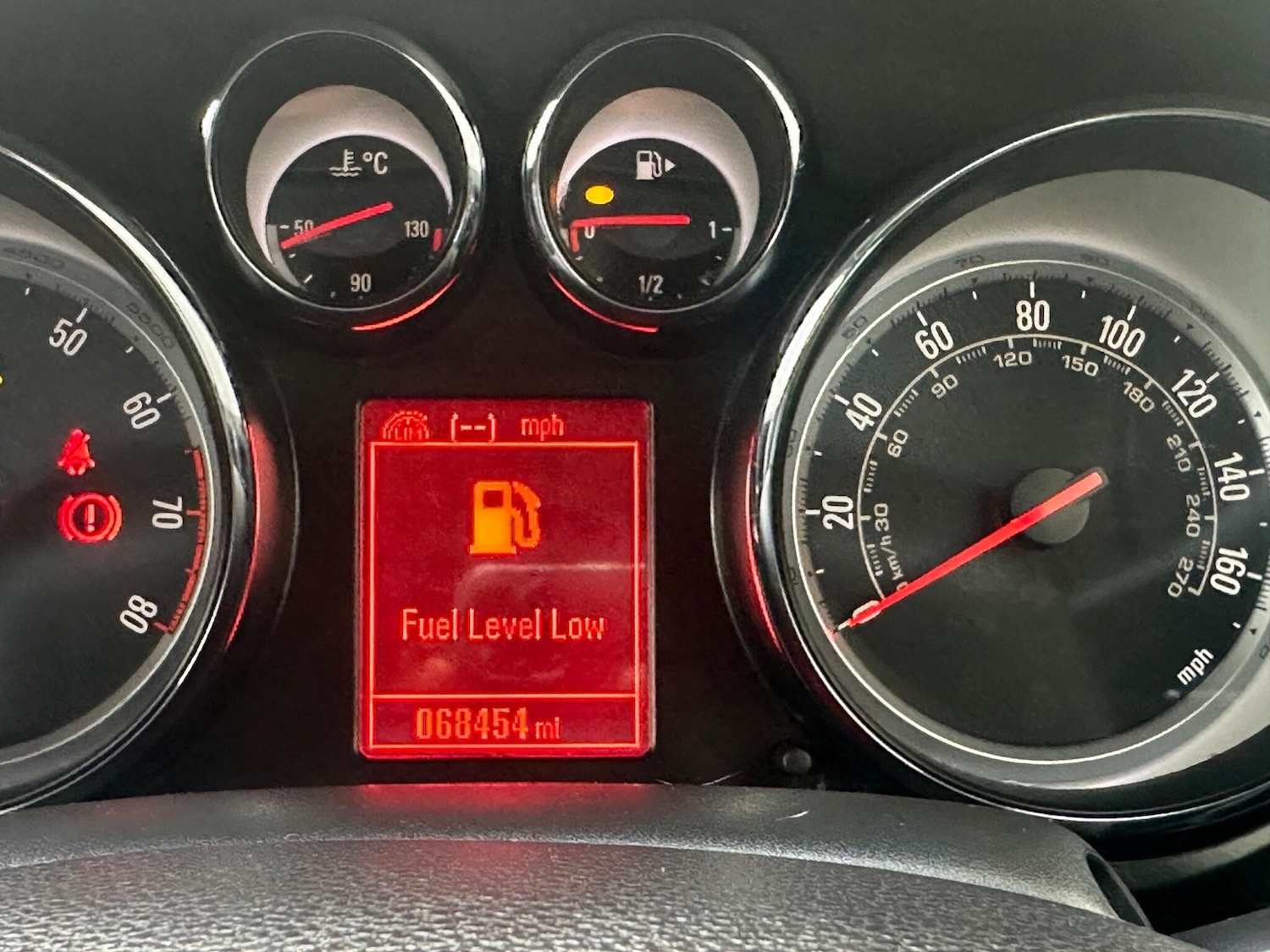 Used Vauxhall Zafira 2016 for sale - 77081510: Photo 25