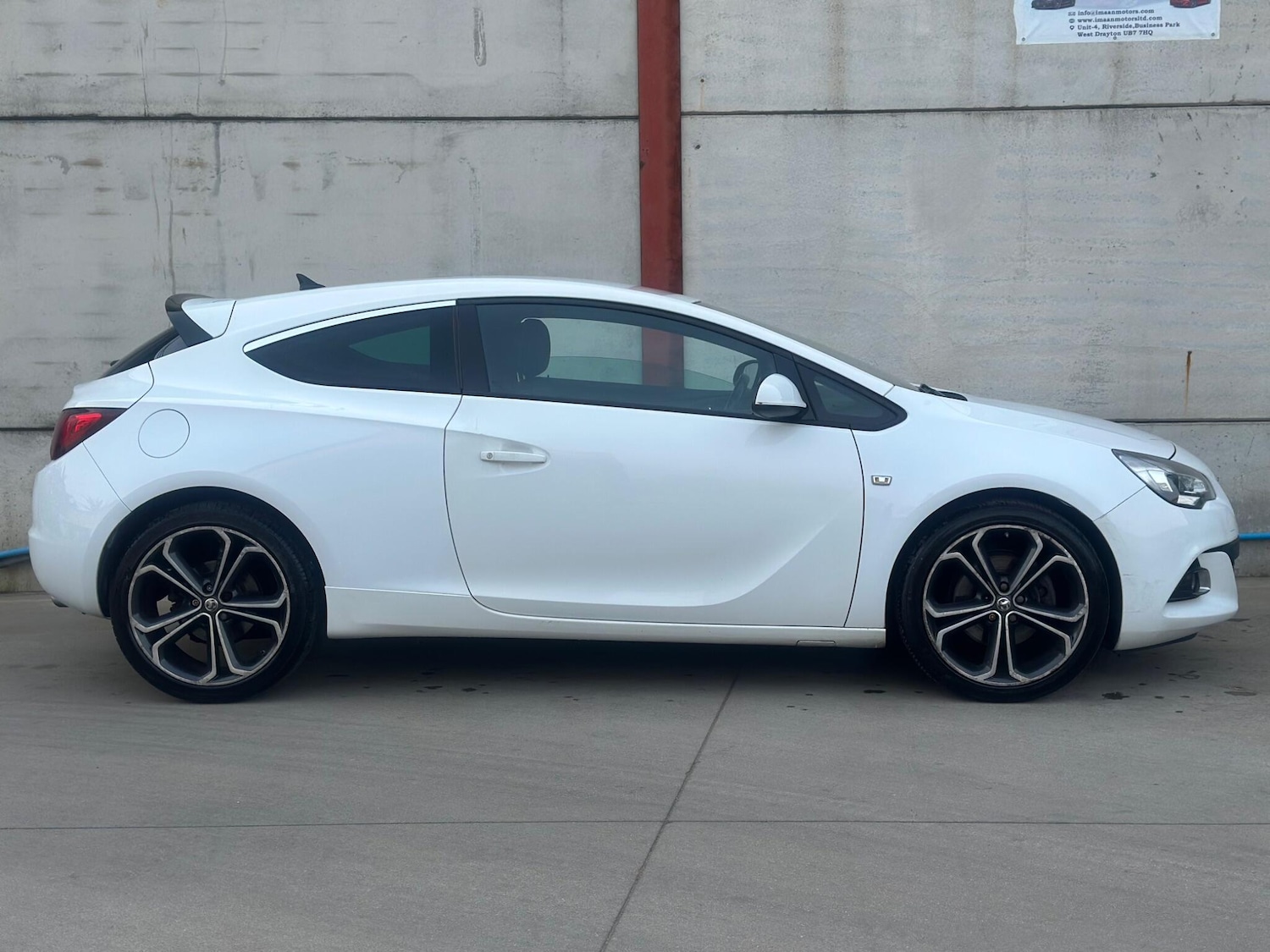 Used Vauxhall Astra GTC 2015 for sale - 77994313: Photo 8
