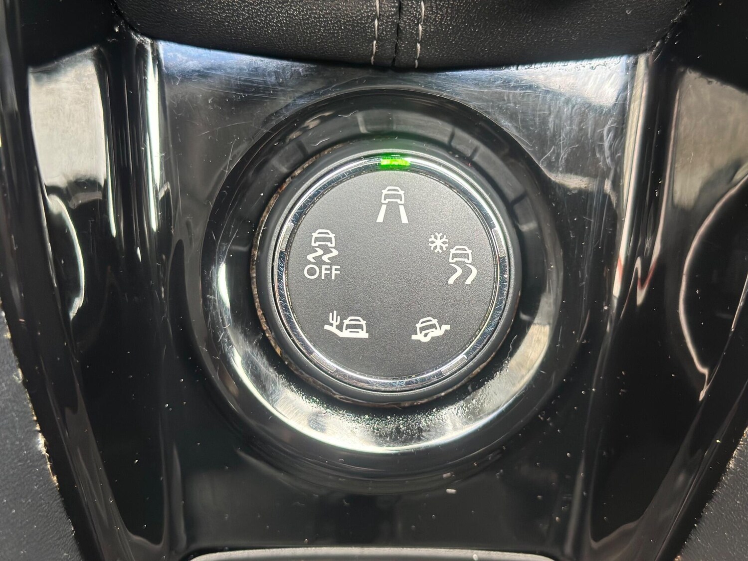 Used Peugeot 2008 2016 for sale - 77574820: Photo 27