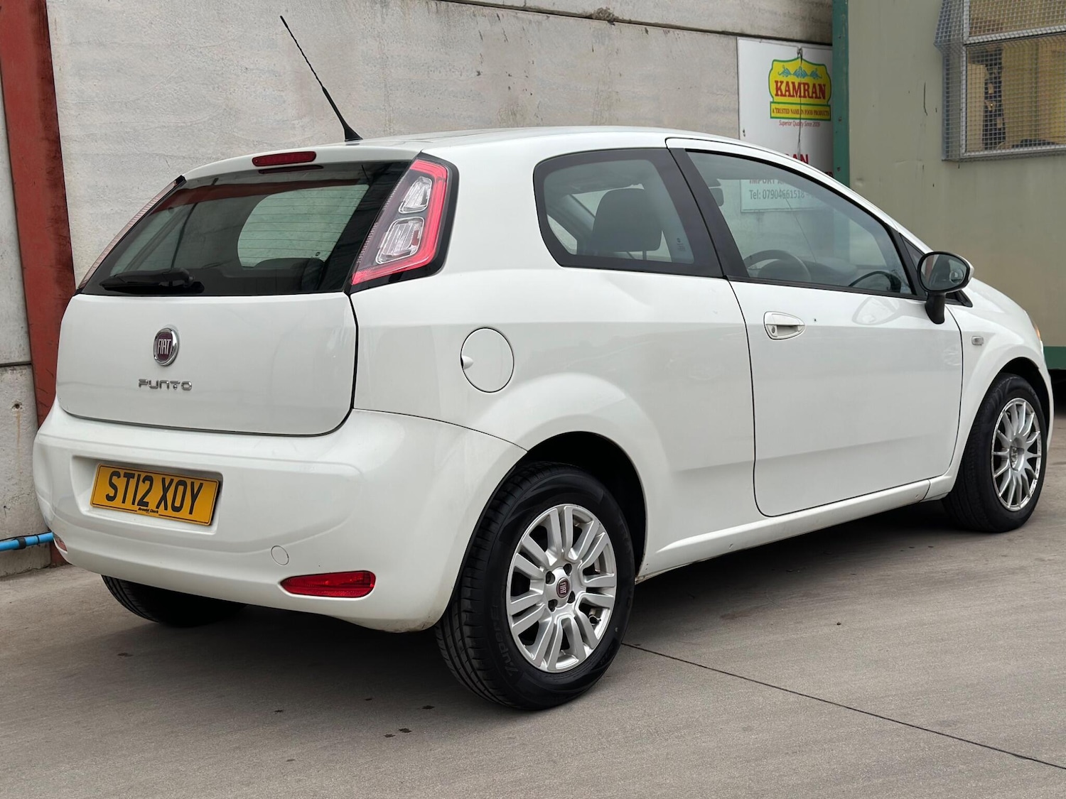 Used Fiat Punto 2012 for sale - 76306468: Photo 10