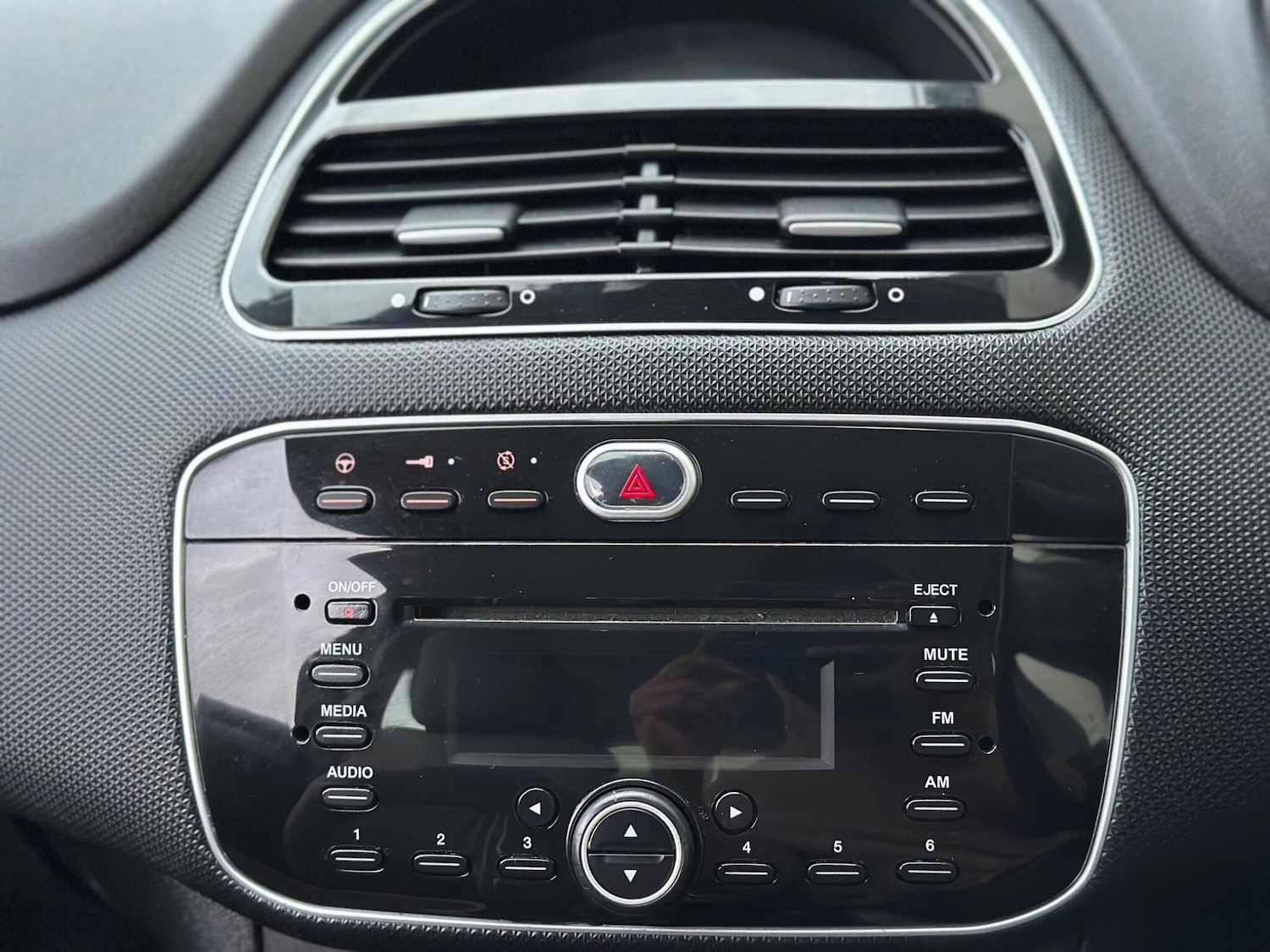 Used Fiat Punto 2012 for sale - 76306468: Photo 21