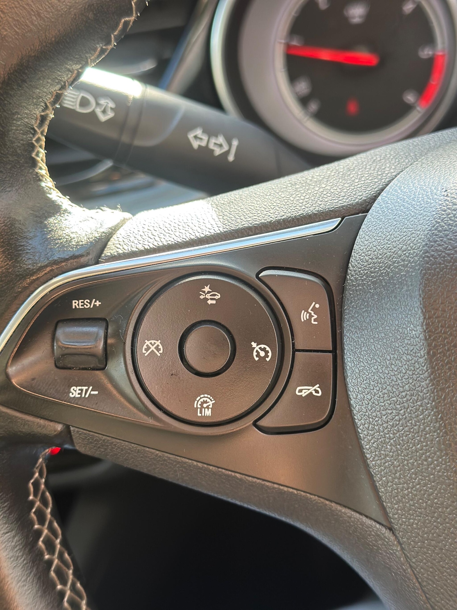 Used Vauxhall Insignia 2017 for sale - 76446550: Photo 16