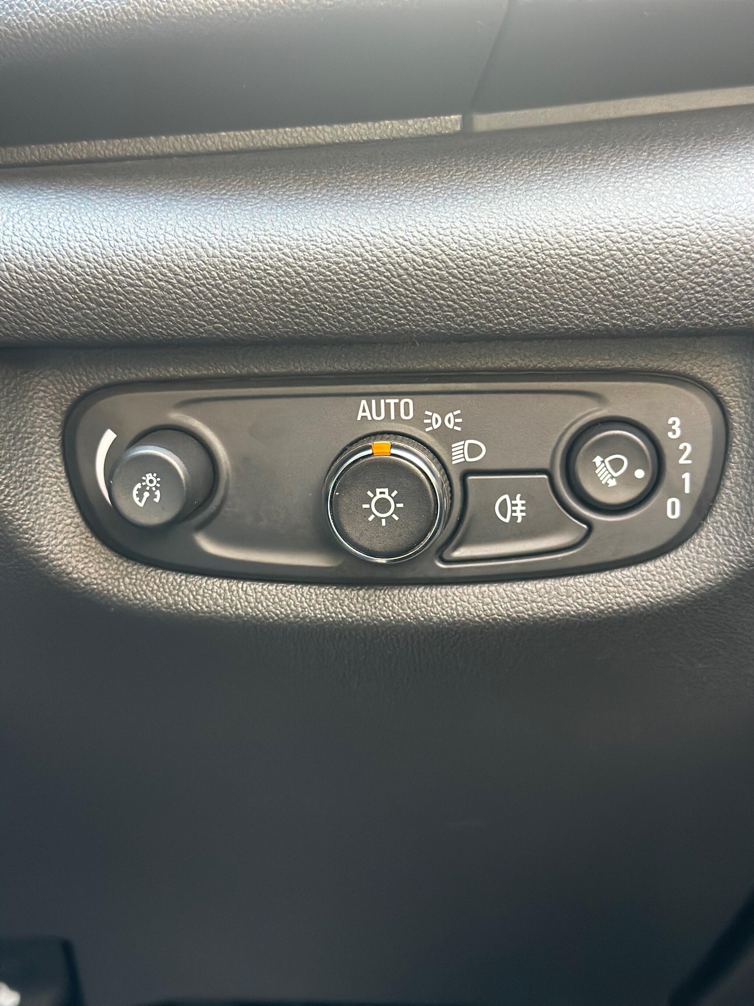 Used Vauxhall Insignia 2017 for sale - 76446550: Photo 19