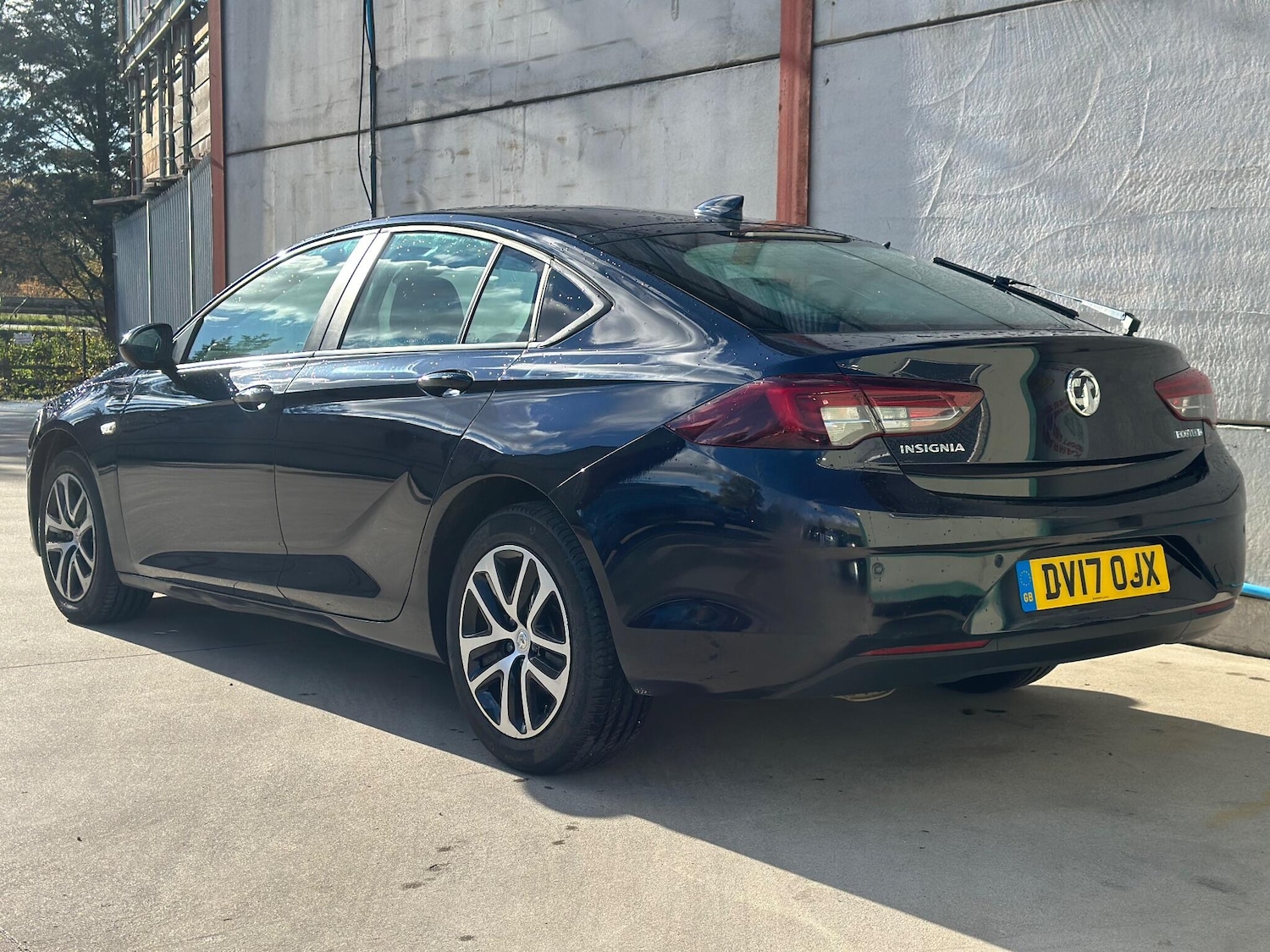 Used Vauxhall Insignia 2017 for sale - 76446550: Photo 5