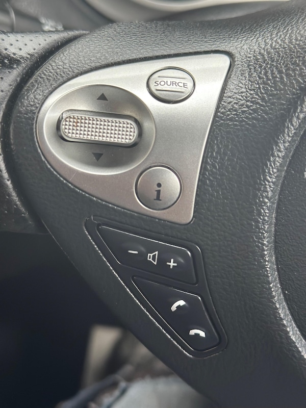Used Nissan Juke 2015 for sale - 76043018: Photo 18