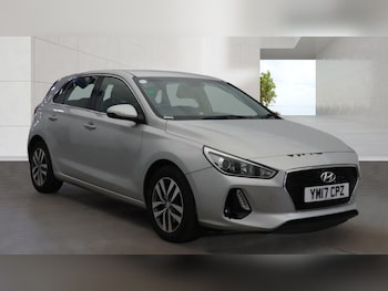 Used Hyundai i30 2017 for sale - 79328786: Photo