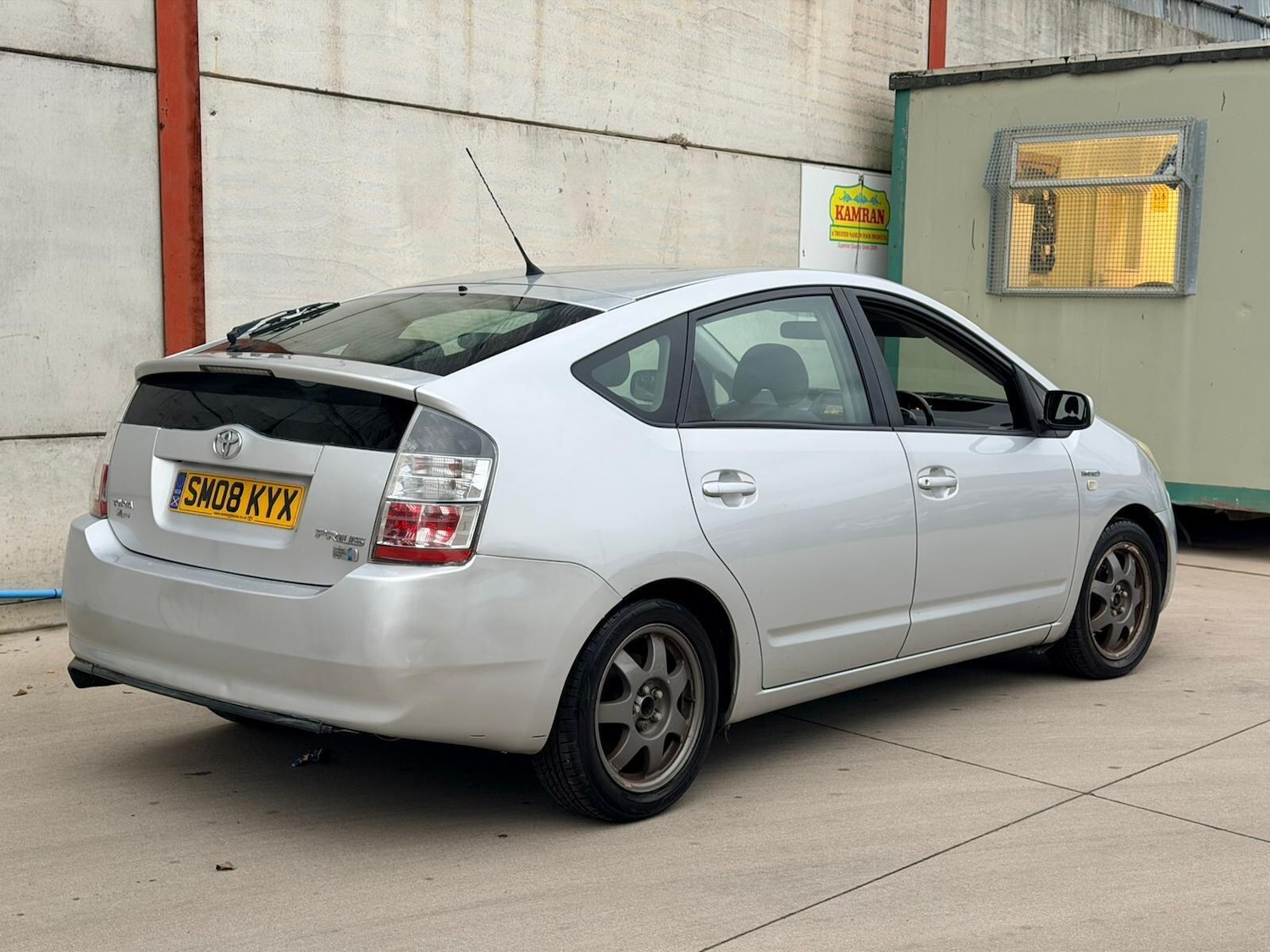 Used Toyota Prius for sale - 76484859: Photo 11