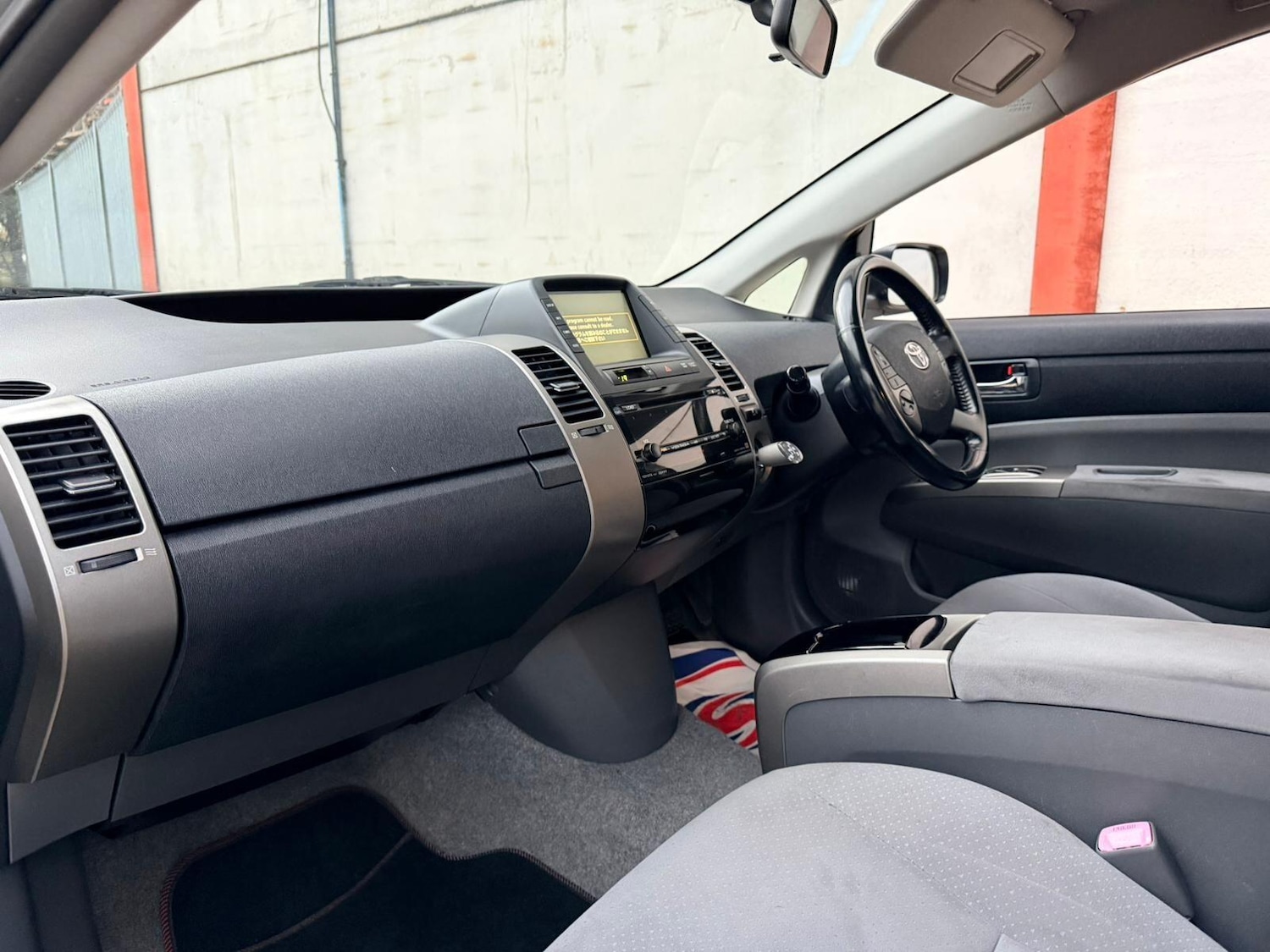 Used Toyota Prius for sale - 76484859: Photo 15