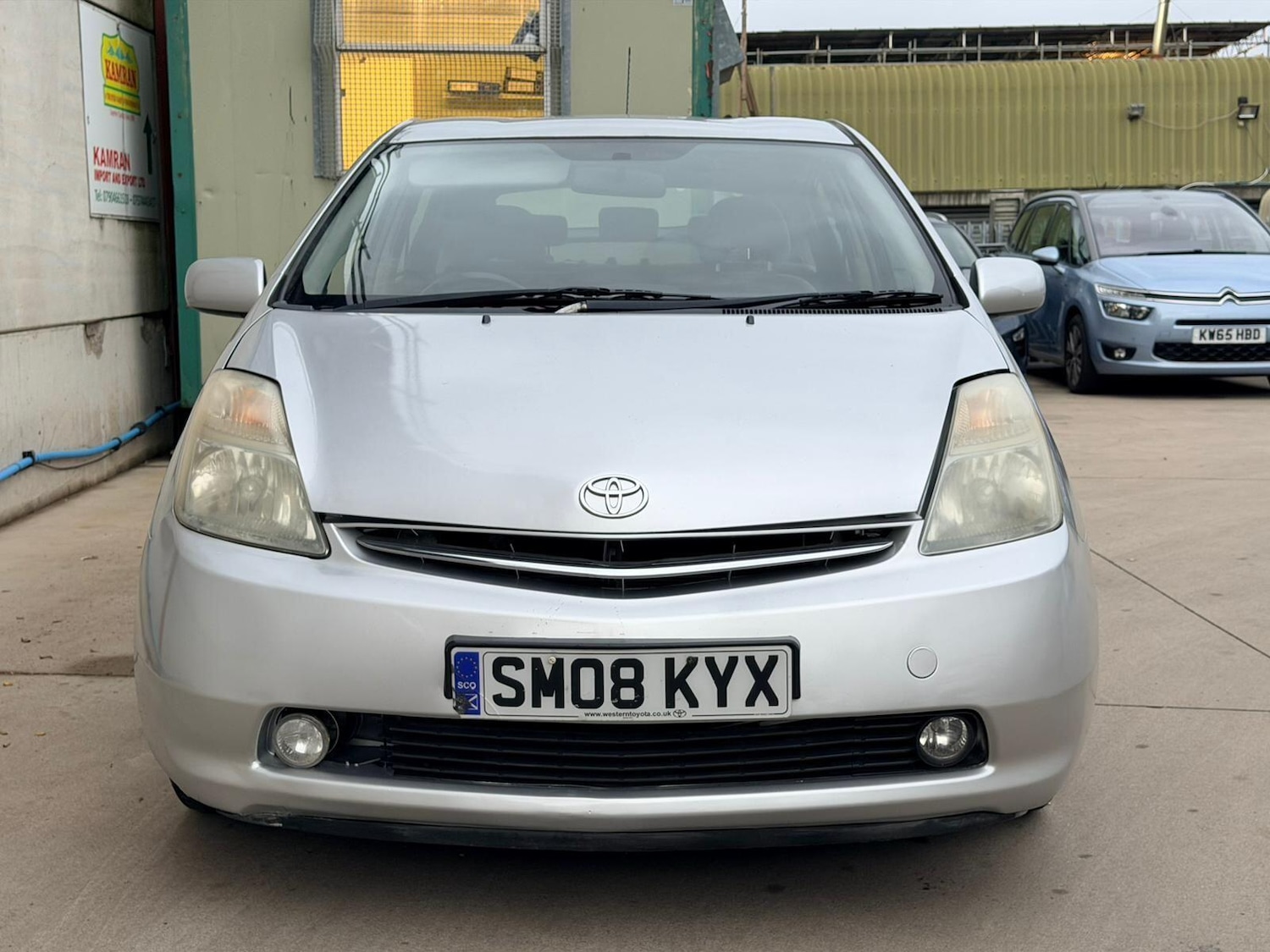 Used Toyota Prius for sale - 76484859: Photo 3