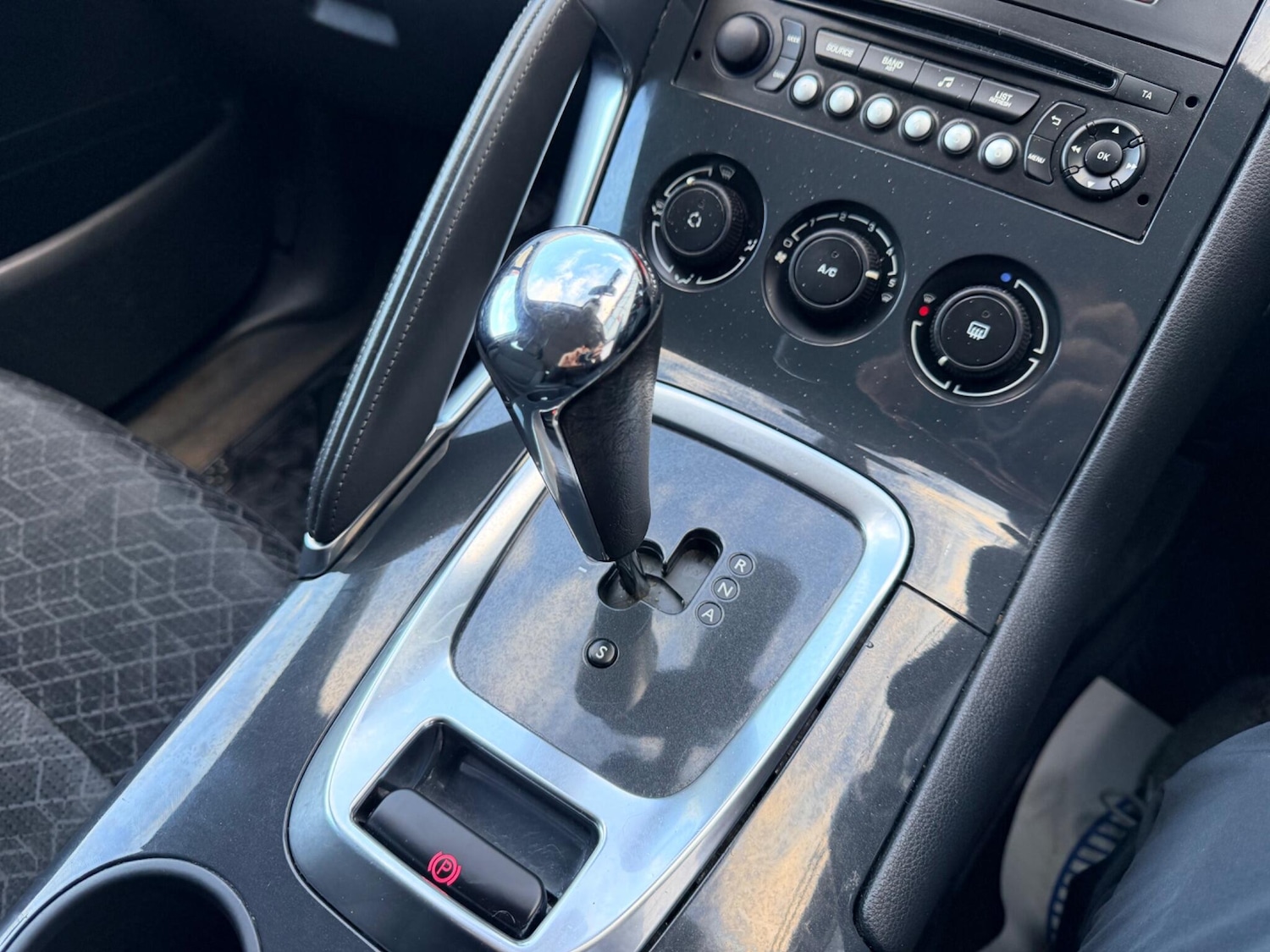 Used Peugeot 3008 2014 for sale - 78046841: Photo 27