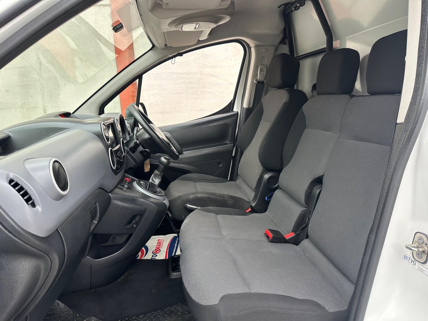 Used Peugeot Partner 2017 for sale - 76174681: Photo 15