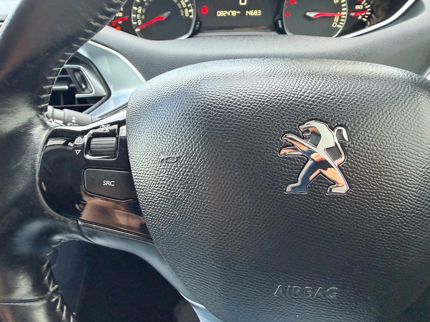 Used Peugeot 308 2016 for sale - 77330765: Photo 27