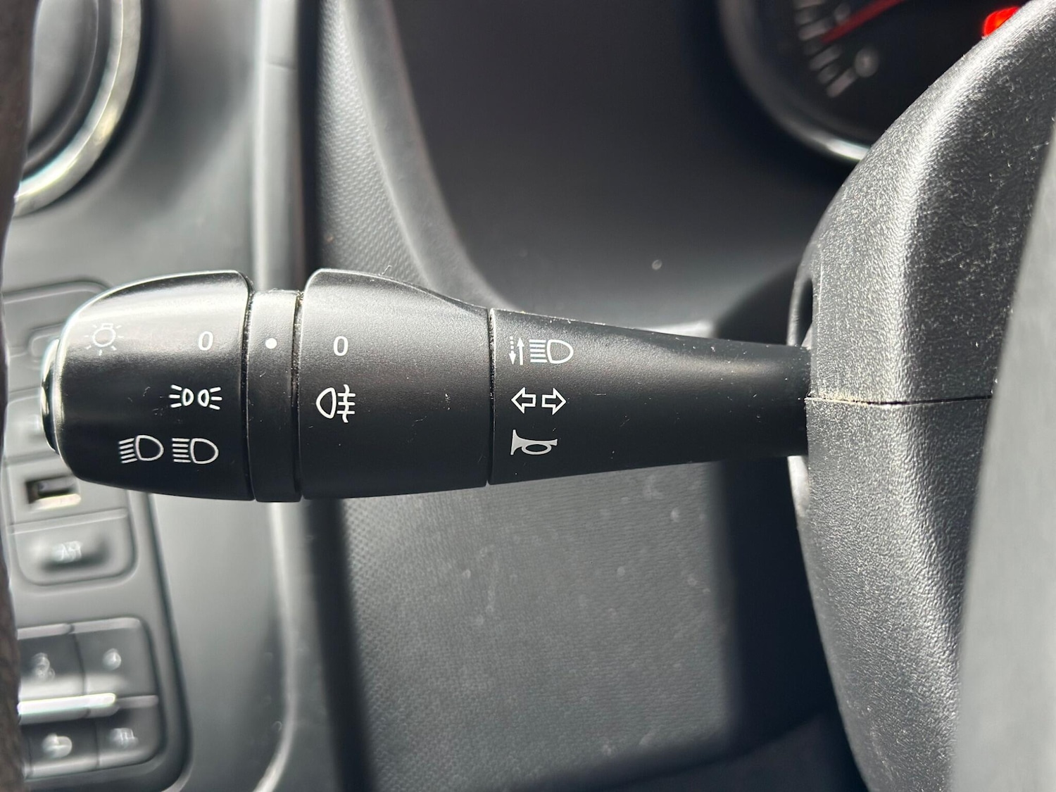 Used Dacia Sandero 2016 for sale - 78047276: Photo 18