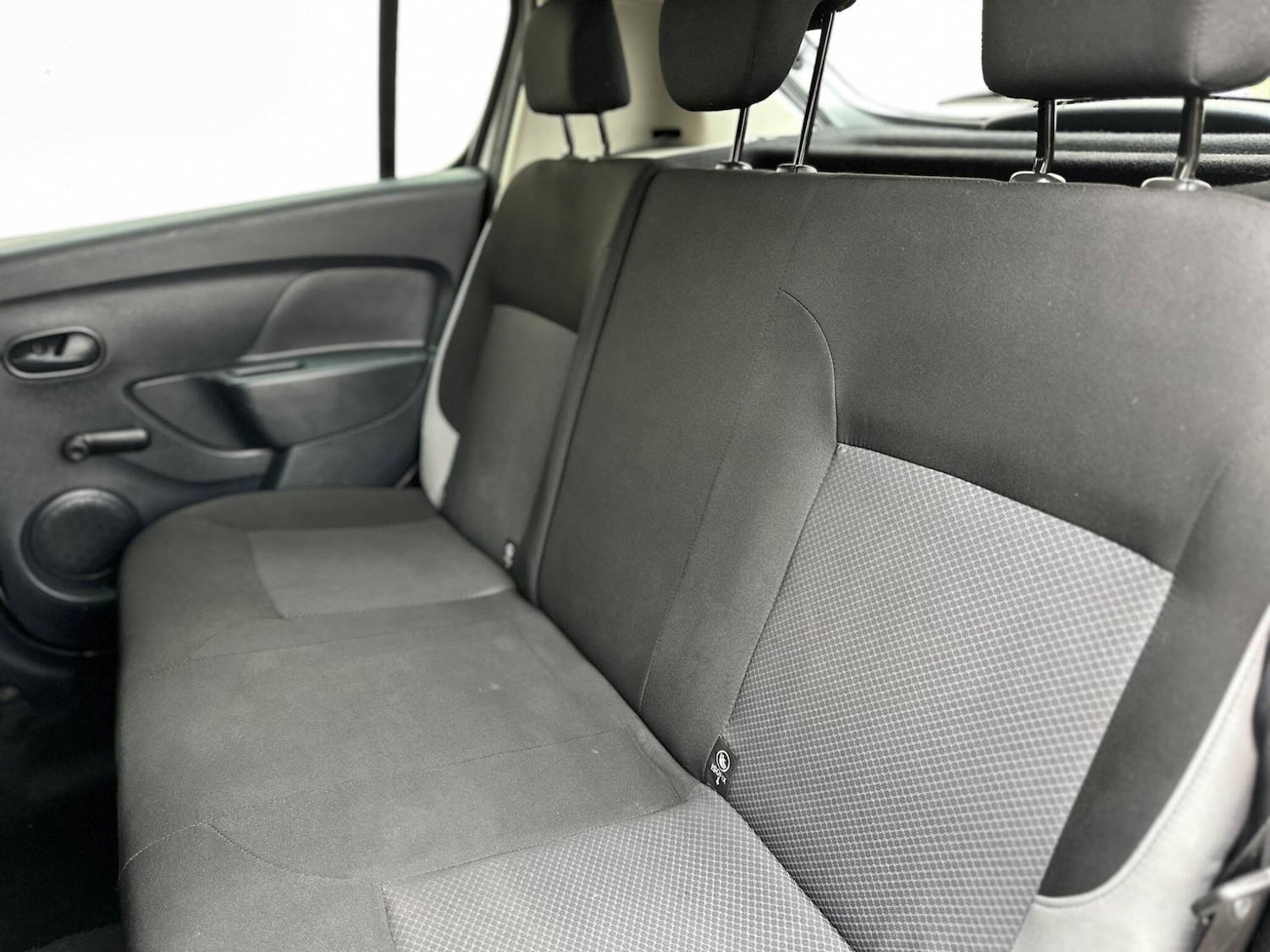 Used Dacia Sandero 2016 for sale - 78047276: Photo 25