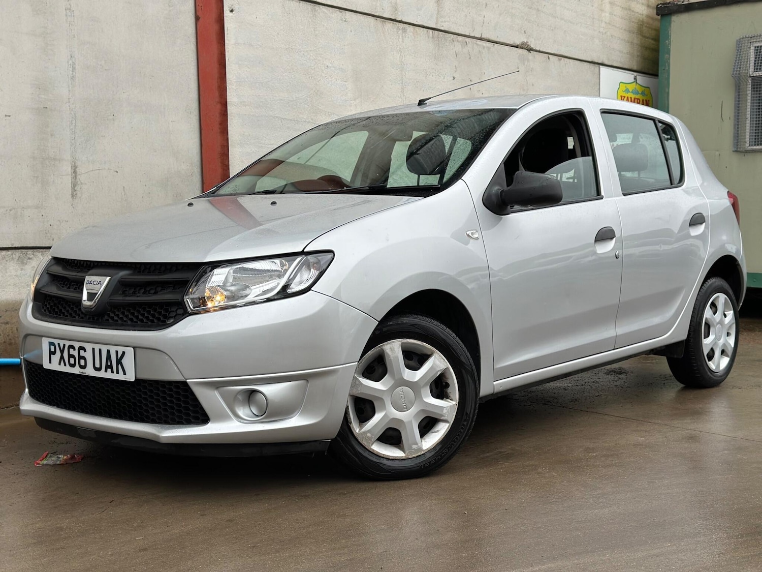 Used Dacia Sandero 2016 for sale - 78047276: Photo 4