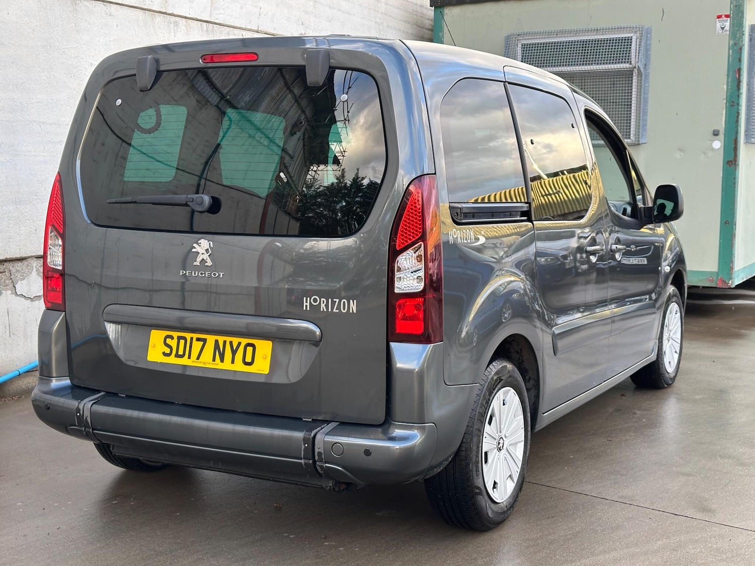 Vehicle 5