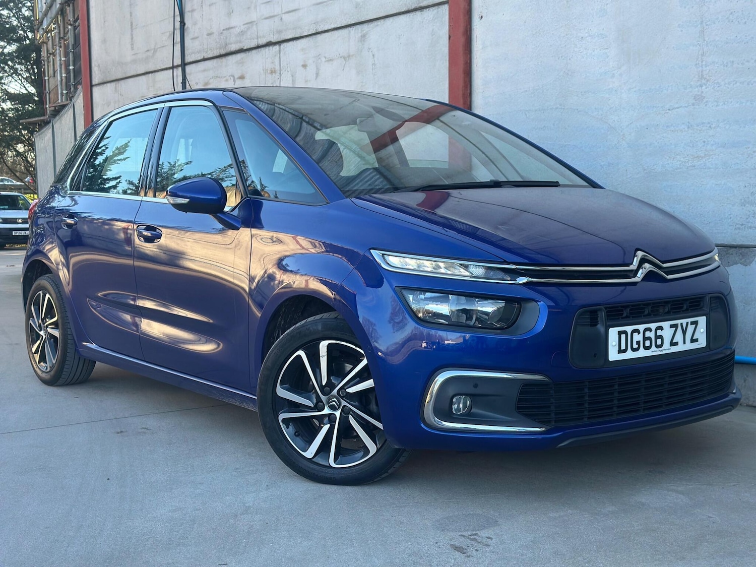 Used Citroen C4 Picasso for sale - 77723256: Photo 2