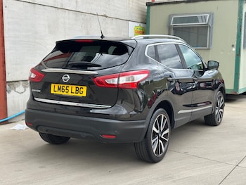 Used Nissan Qashqai 2015 for sale - 75387400: Photo