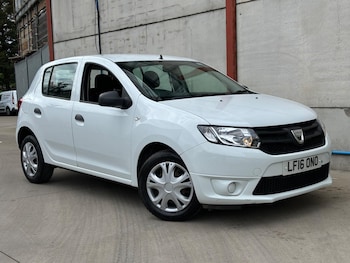 Used Dacia Sandero 2016 for sale - 75769519: Photo