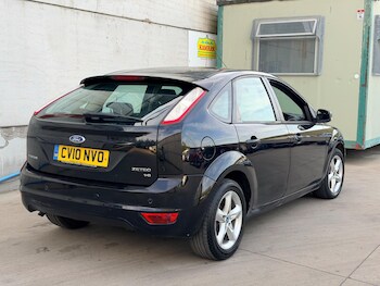 Used Ford Focus 2010 for sale - 78548276: Photo