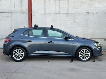 Used Renault Megane 2017 for sale - 78020178: Photo