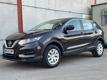 Used Nissan Qashqai 2018 for sale - 76247314: Photo 4