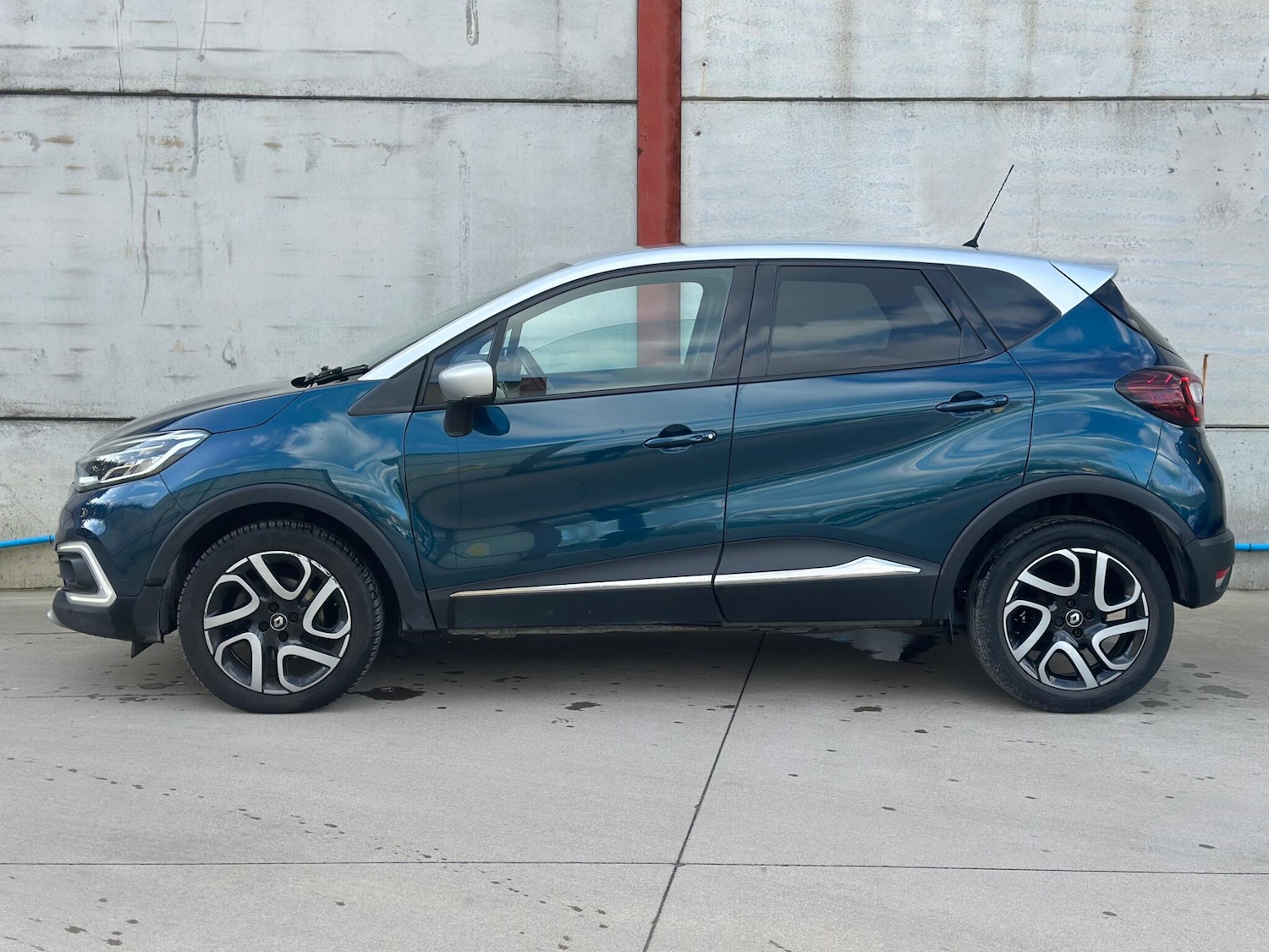 Used Renault Captur 2018 for sale - 77559729: Photo 8