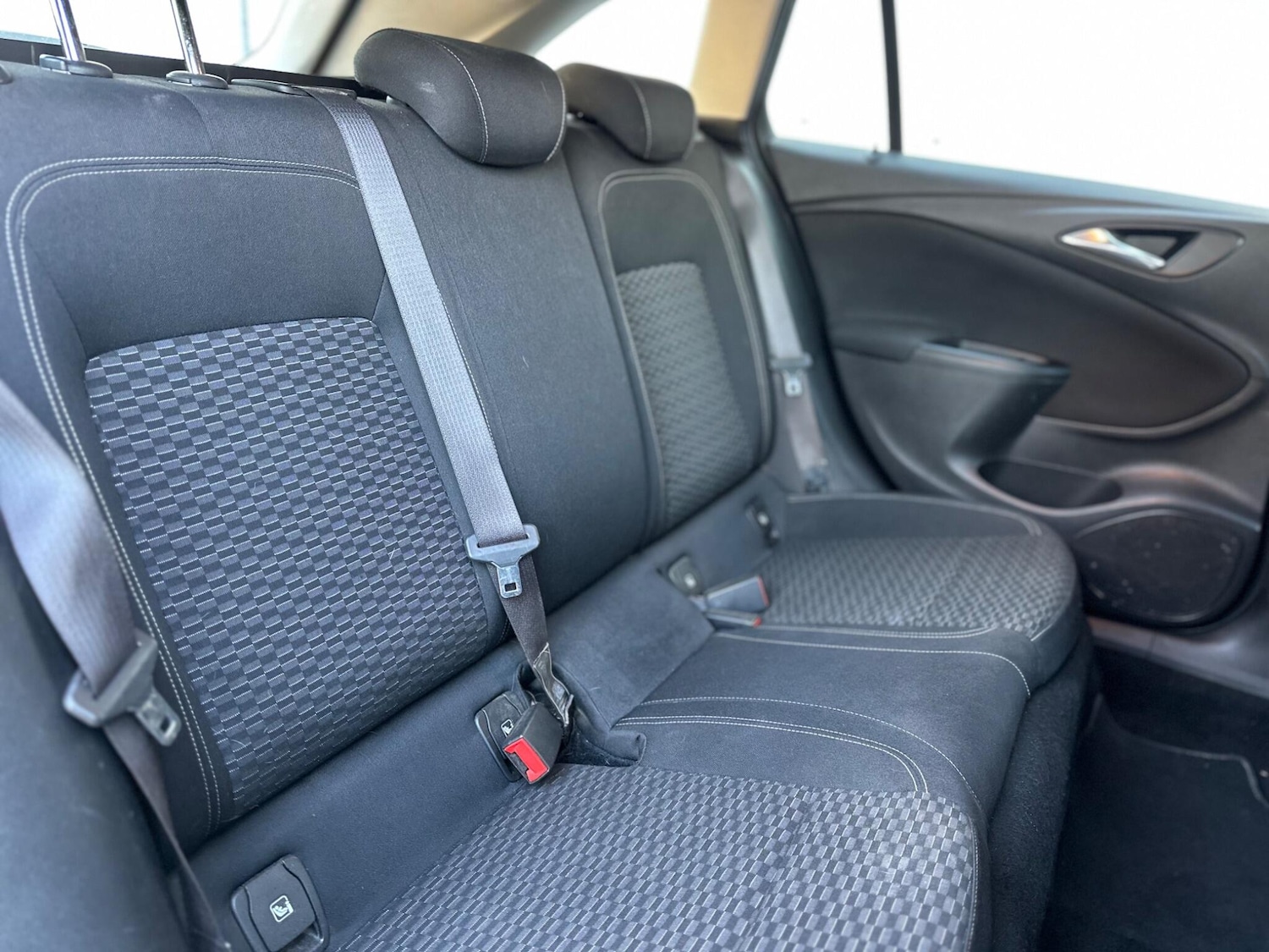 Used Vauxhall Astra for sale - 77958443: Photo 16