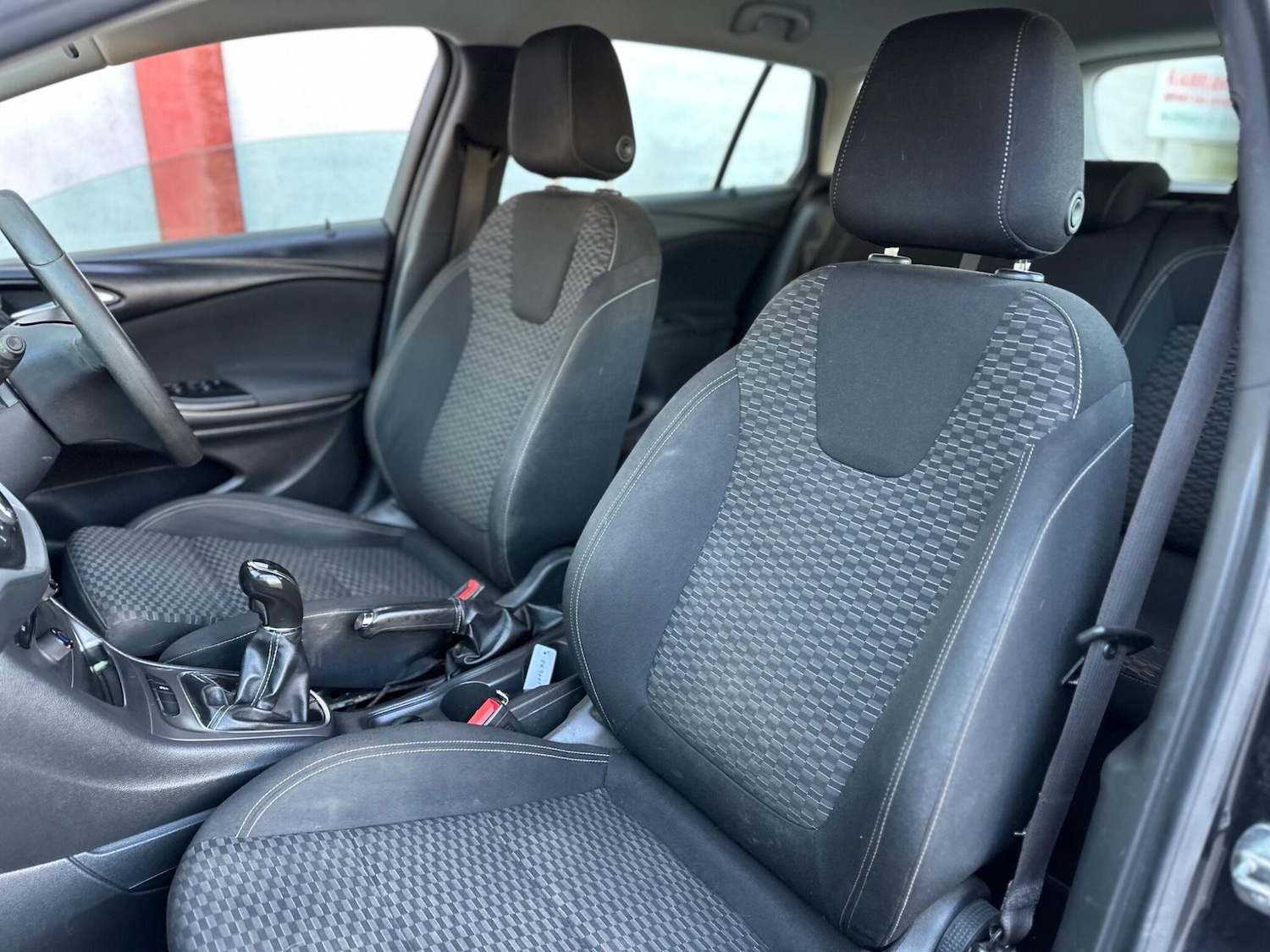 Used Vauxhall Astra for sale - 77958443: Photo 28