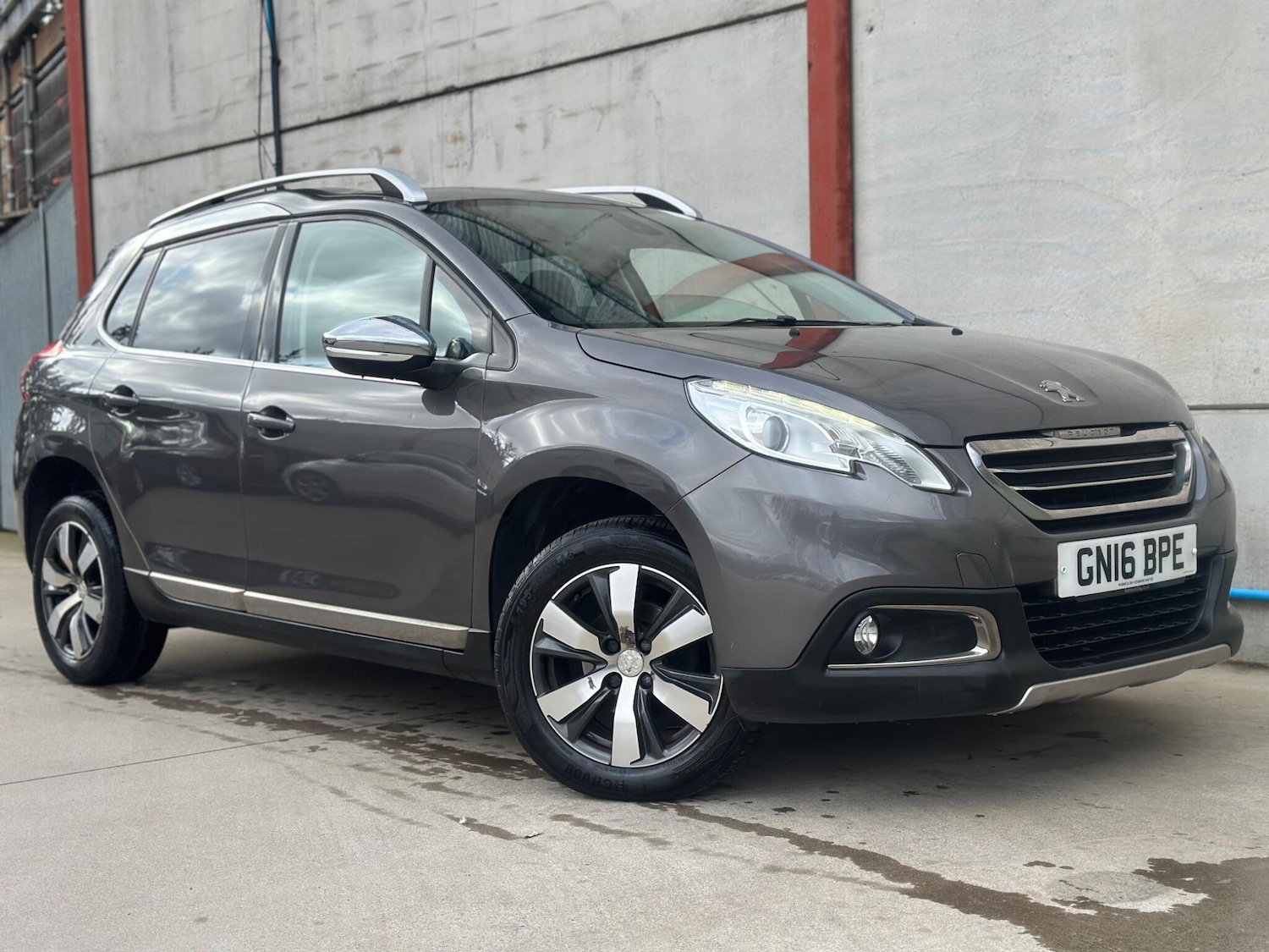 Used Peugeot 2008 for sale - 77709395: Photo 2
