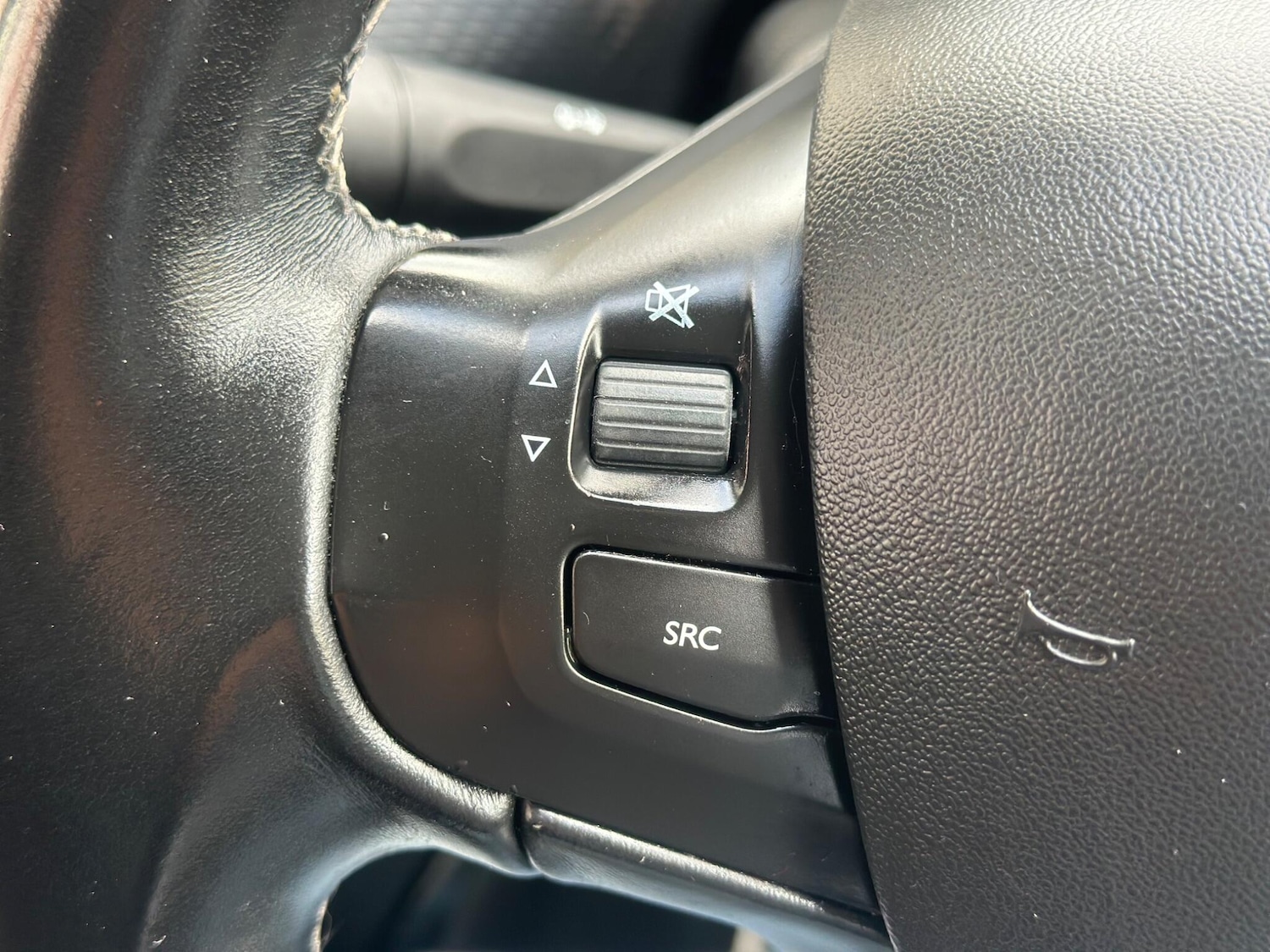 Used Peugeot 2008 for sale - 77709395: Photo 20