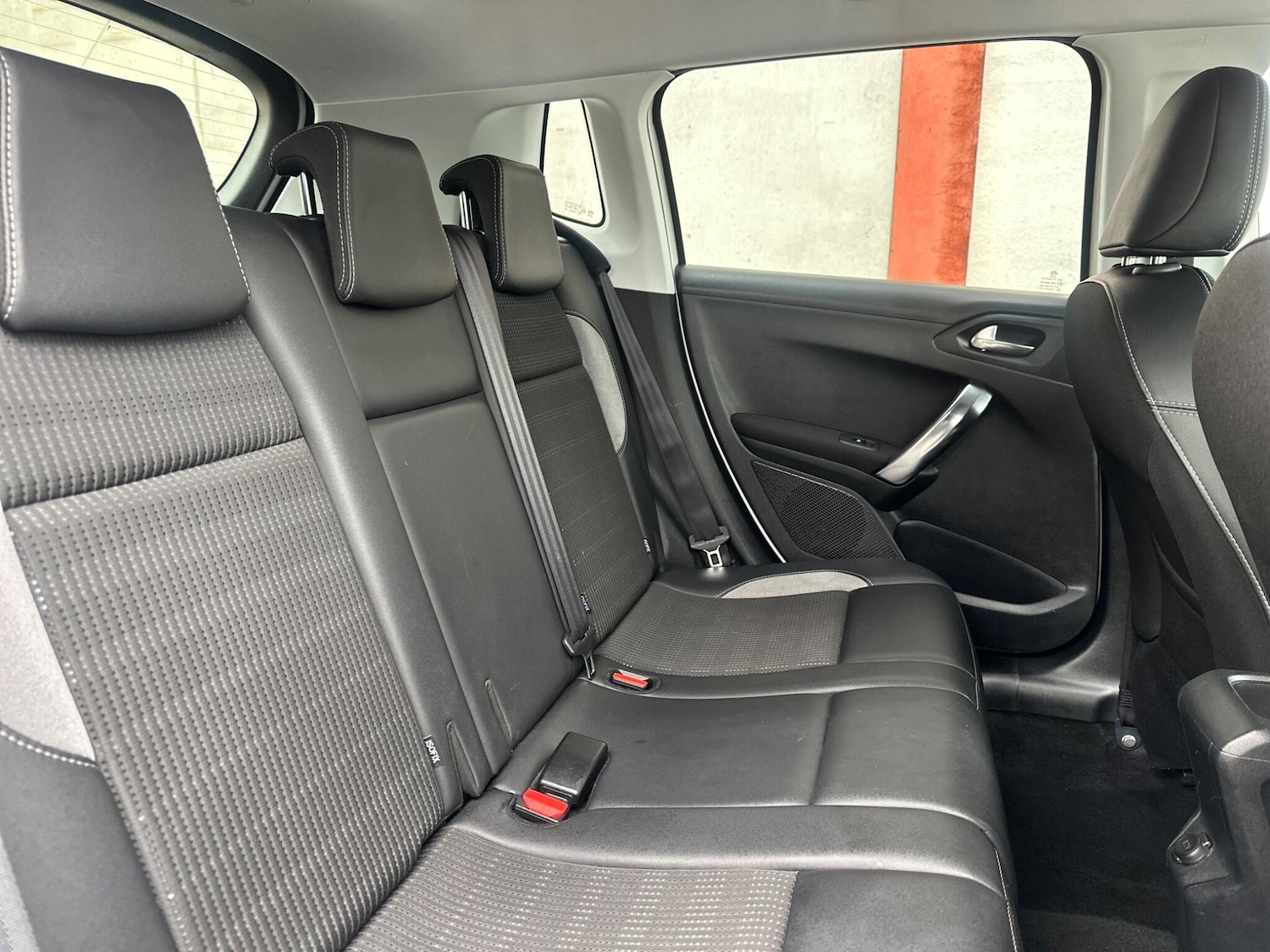 Used Peugeot 2008 2016 for sale - 77633345: Photo 16