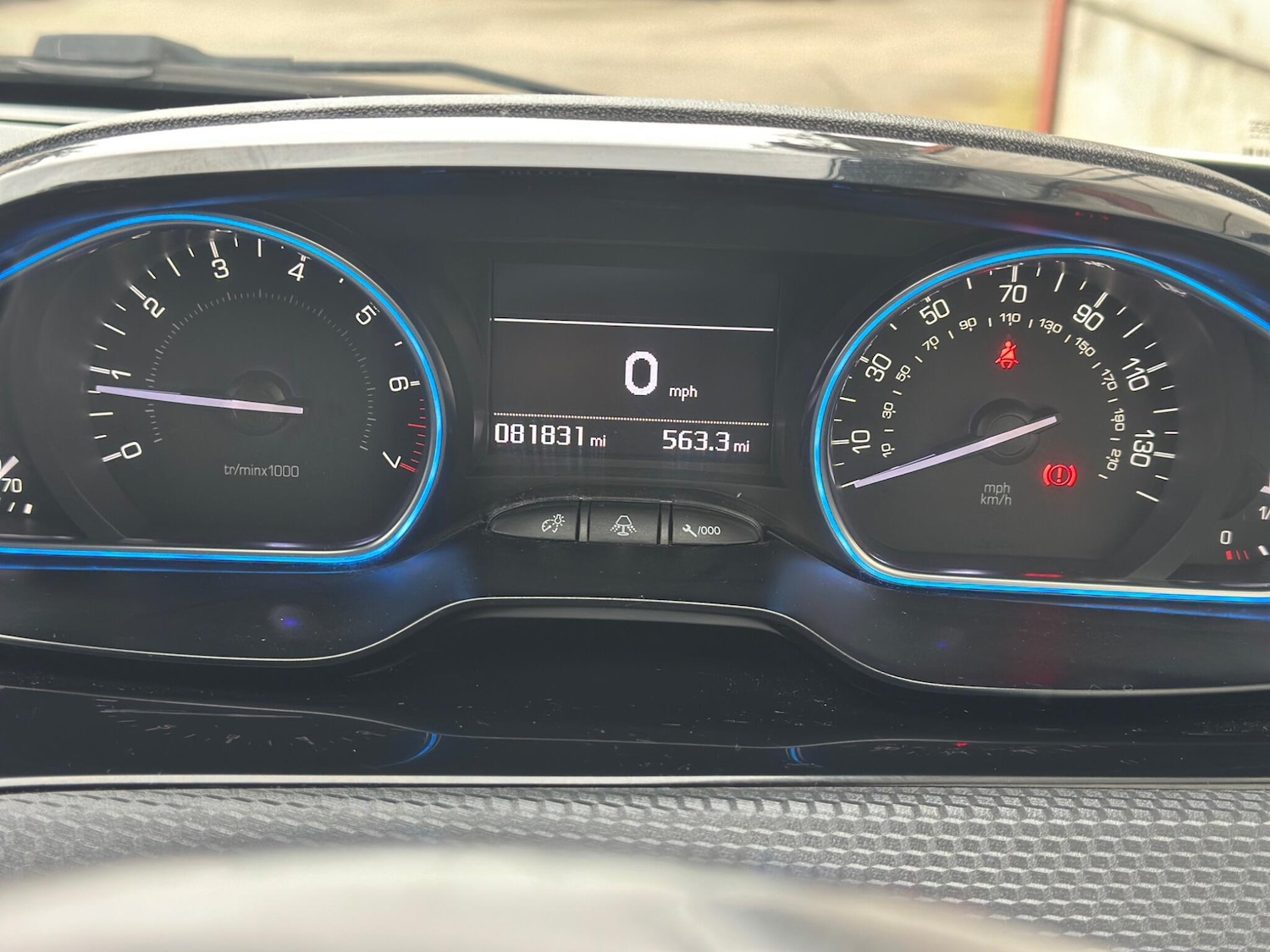 Used Peugeot 2008 2016 for sale - 77633345: Photo 24