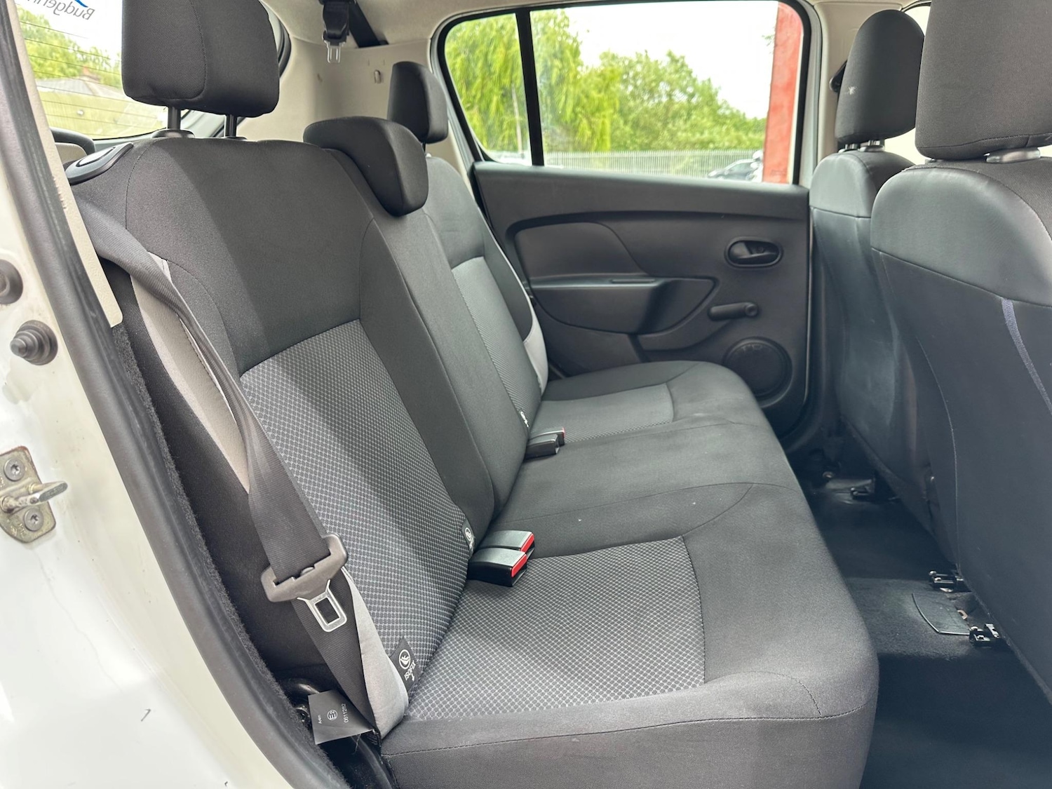 Used Dacia Sandero 2016 for sale - 76441115: Photo 21