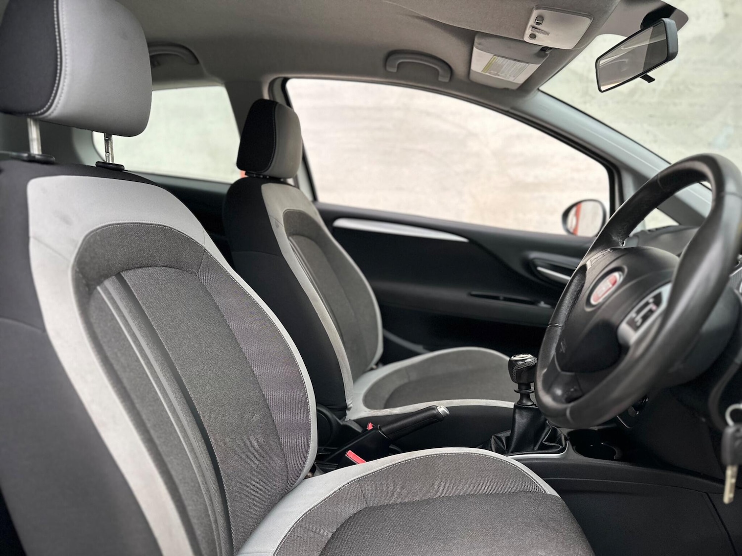 Used Fiat Punto 2012 for sale - 76995220: Photo 12