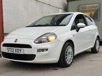 Used Fiat Punto 2012 for sale - 76995220: Photo