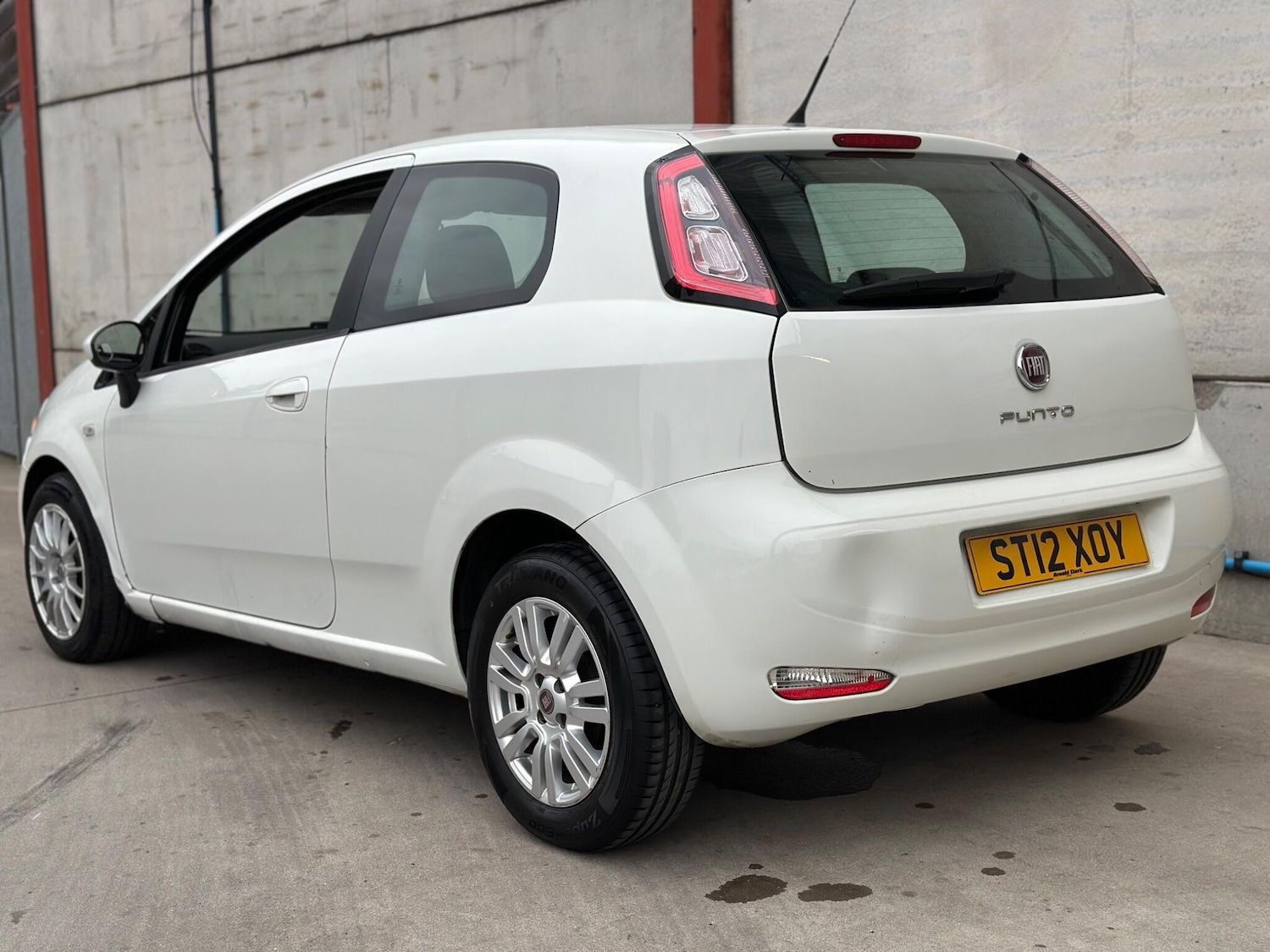 Used Fiat Punto 2012 for sale - 76995220: Photo 5