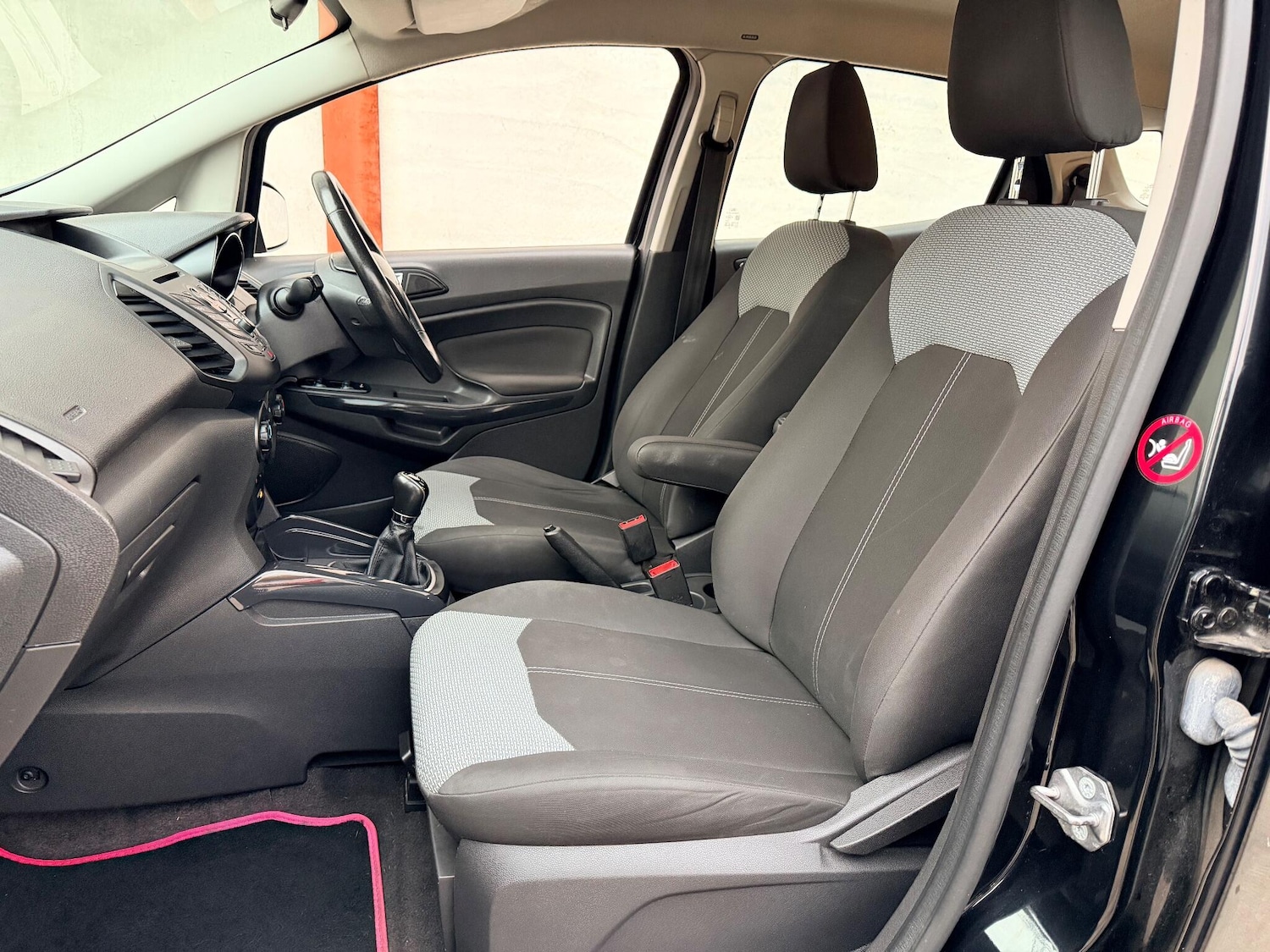 Used Ford Ecosport 2017 for sale - 76484812: Photo 15