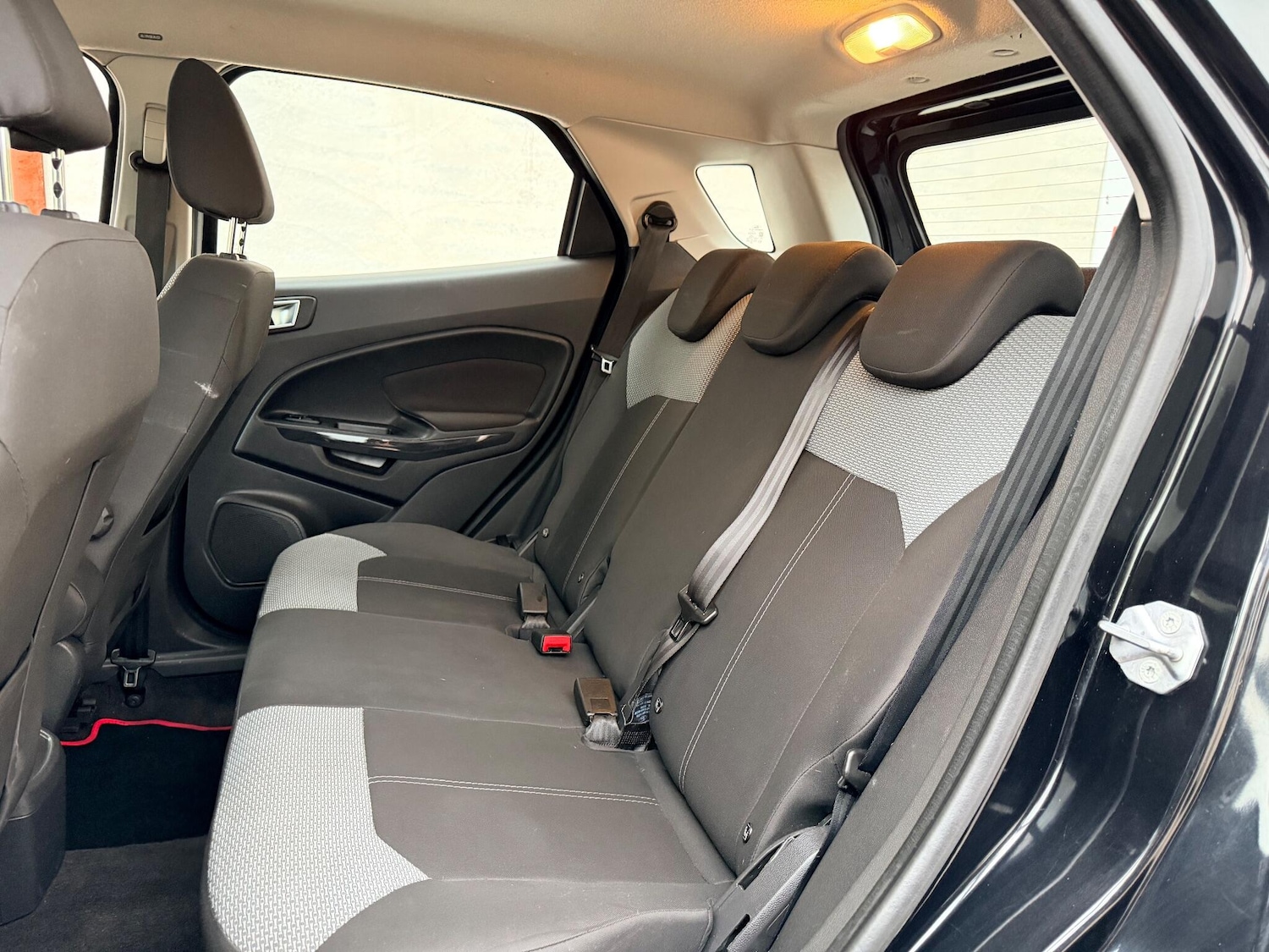 Used Ford Ecosport 2017 for sale - 76484812: Photo 21