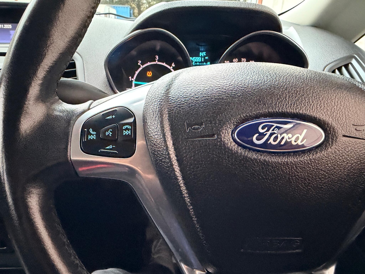 Used Ford Ecosport 2017 for sale - 76484812: Photo 31