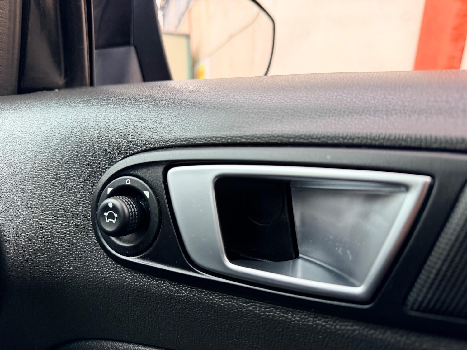 Used Ford Ecosport 2017 for sale - 76484812: Photo 32