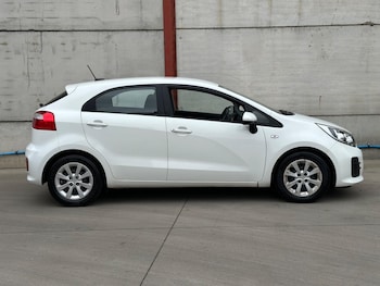 Used Kia Rio 2016 for sale - 75492628: Photo