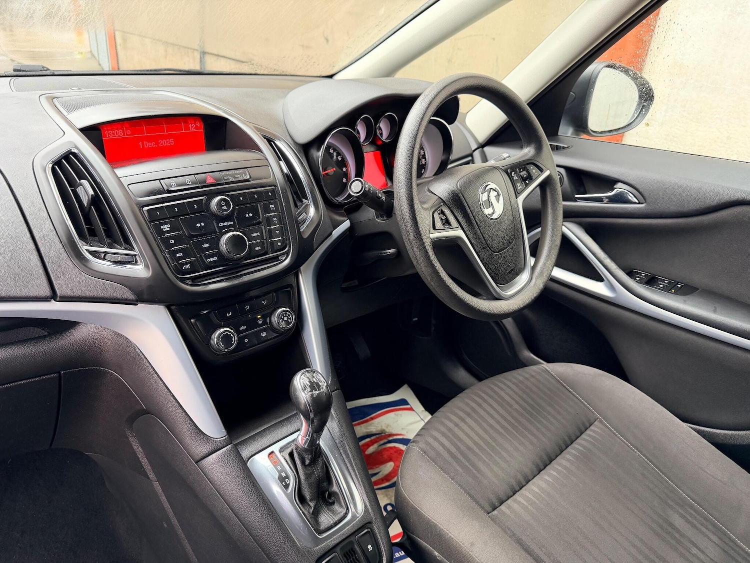 Used Vauxhall Zafira Tourer for sale - 76765256: Photo 13