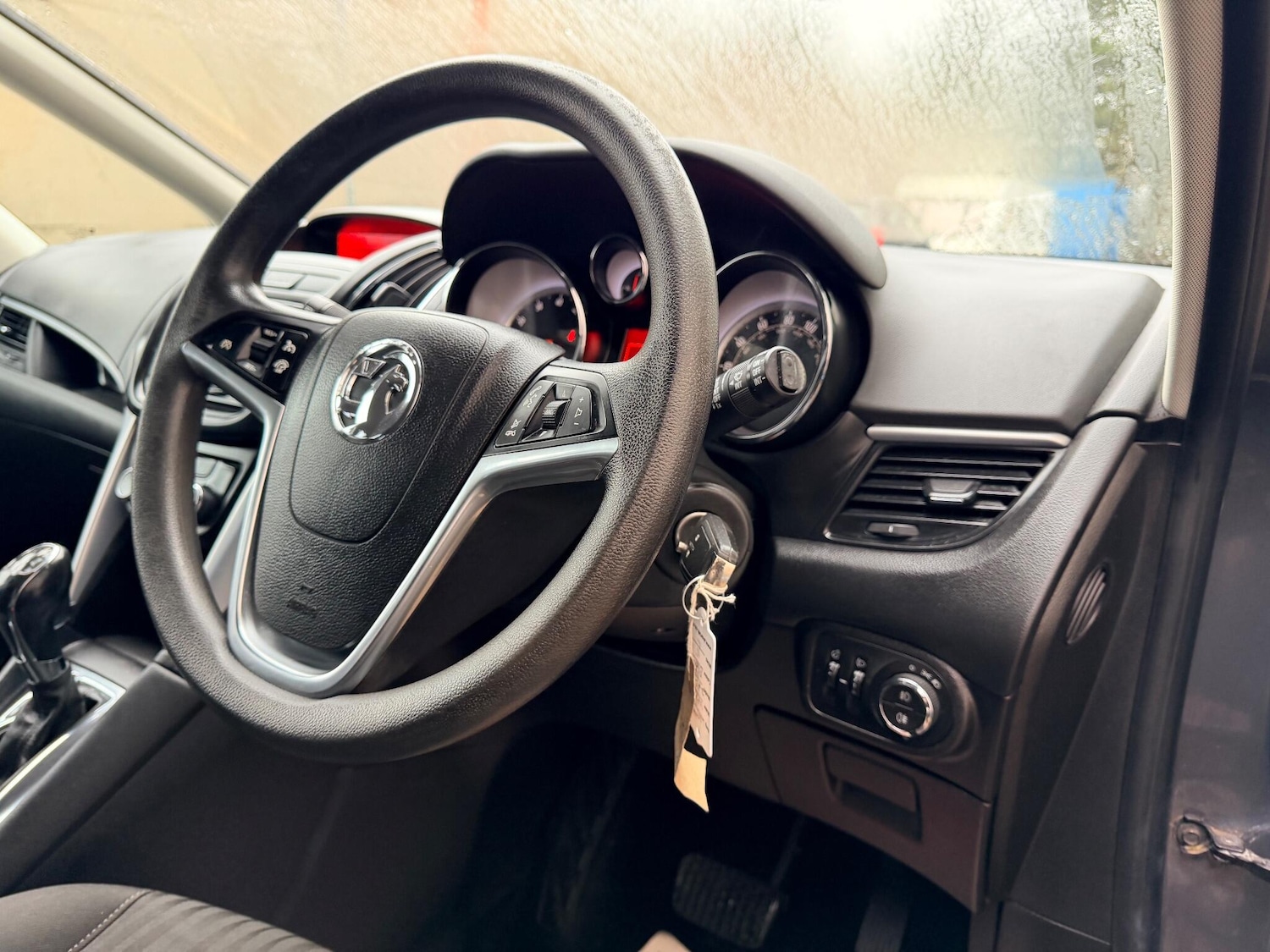 Used Vauxhall Zafira Tourer for sale - 76765256: Photo 23