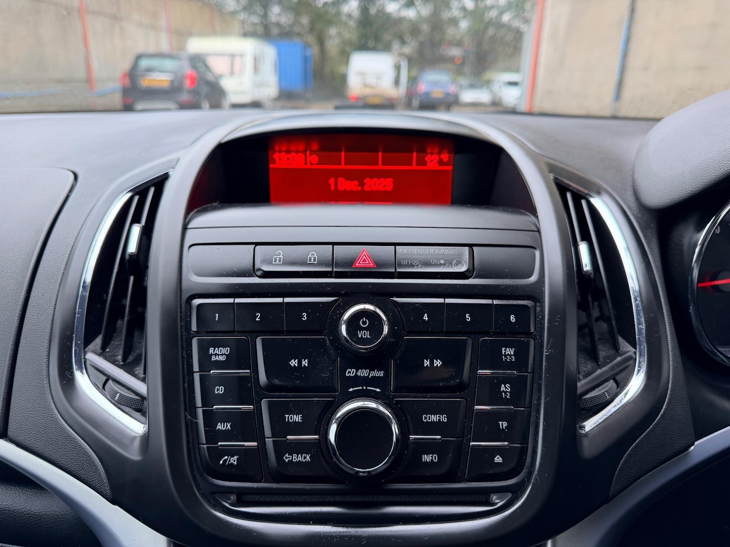 Used Vauxhall Zafira Tourer for sale - 76765256: Photo 26