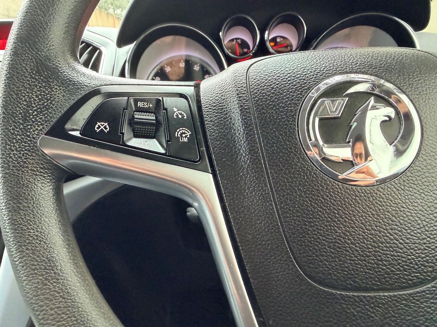 Used Vauxhall Zafira Tourer for sale - 76765256: Photo 31