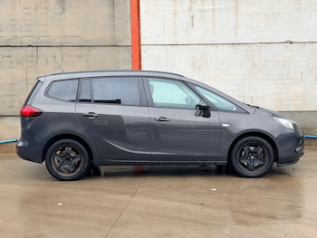 Used Vauxhall Zafira Tourer 2015 for sale - 76765256: Photo