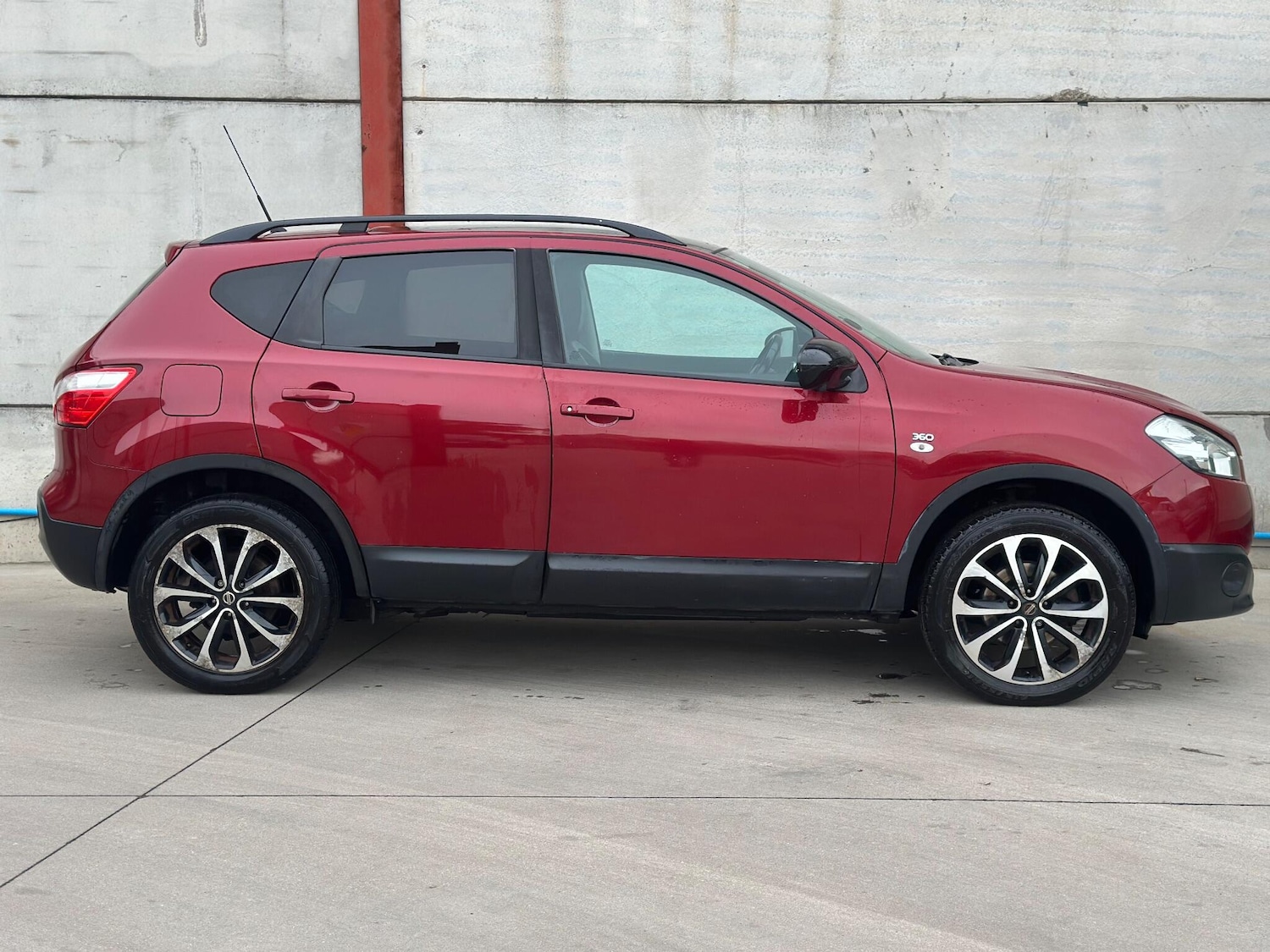 Used Nissan Qashqai 2013 for sale - 76348841: Photo 9
