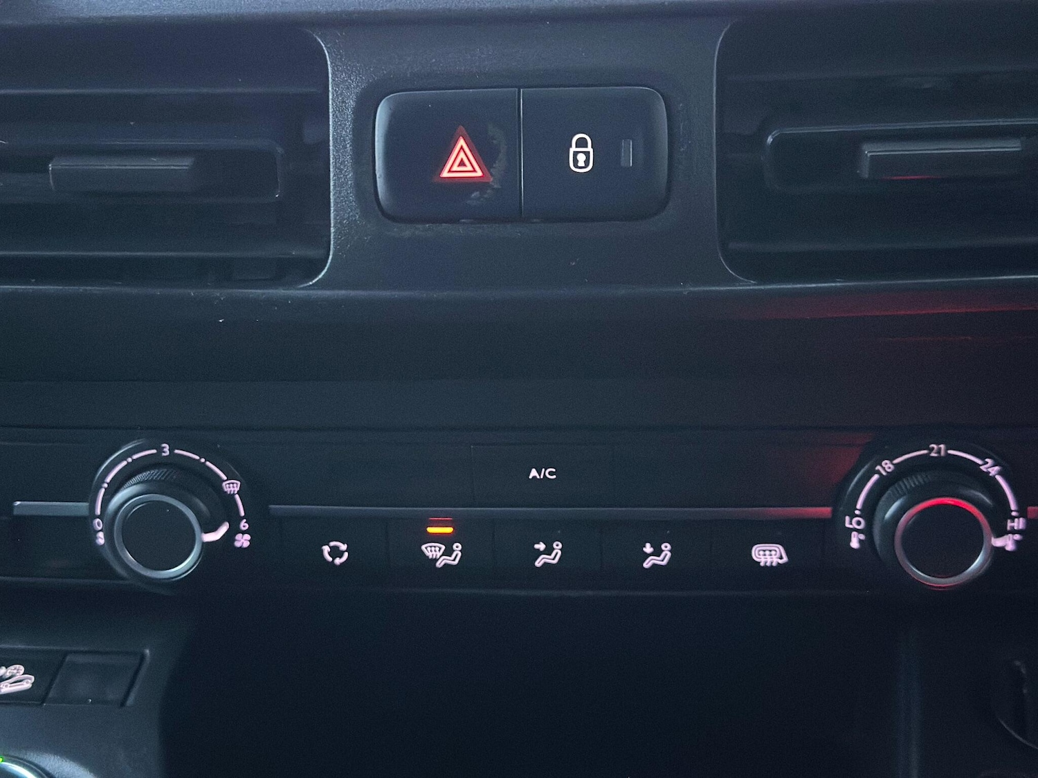 Used Vauxhall Combo 2019 for sale - 77238355: Photo 23