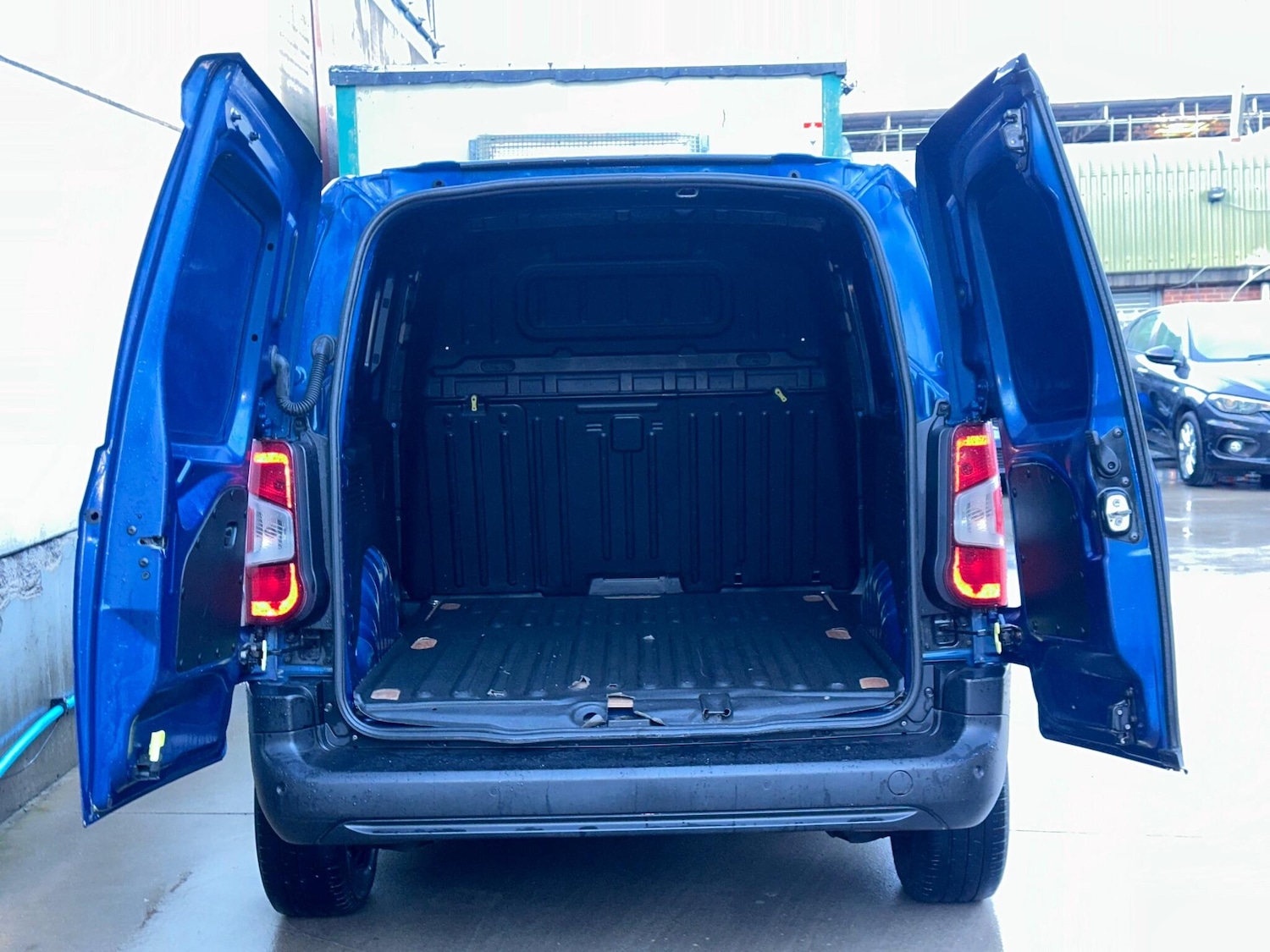 Used Vauxhall Combo 2019 for sale - 77238355: Photo 25